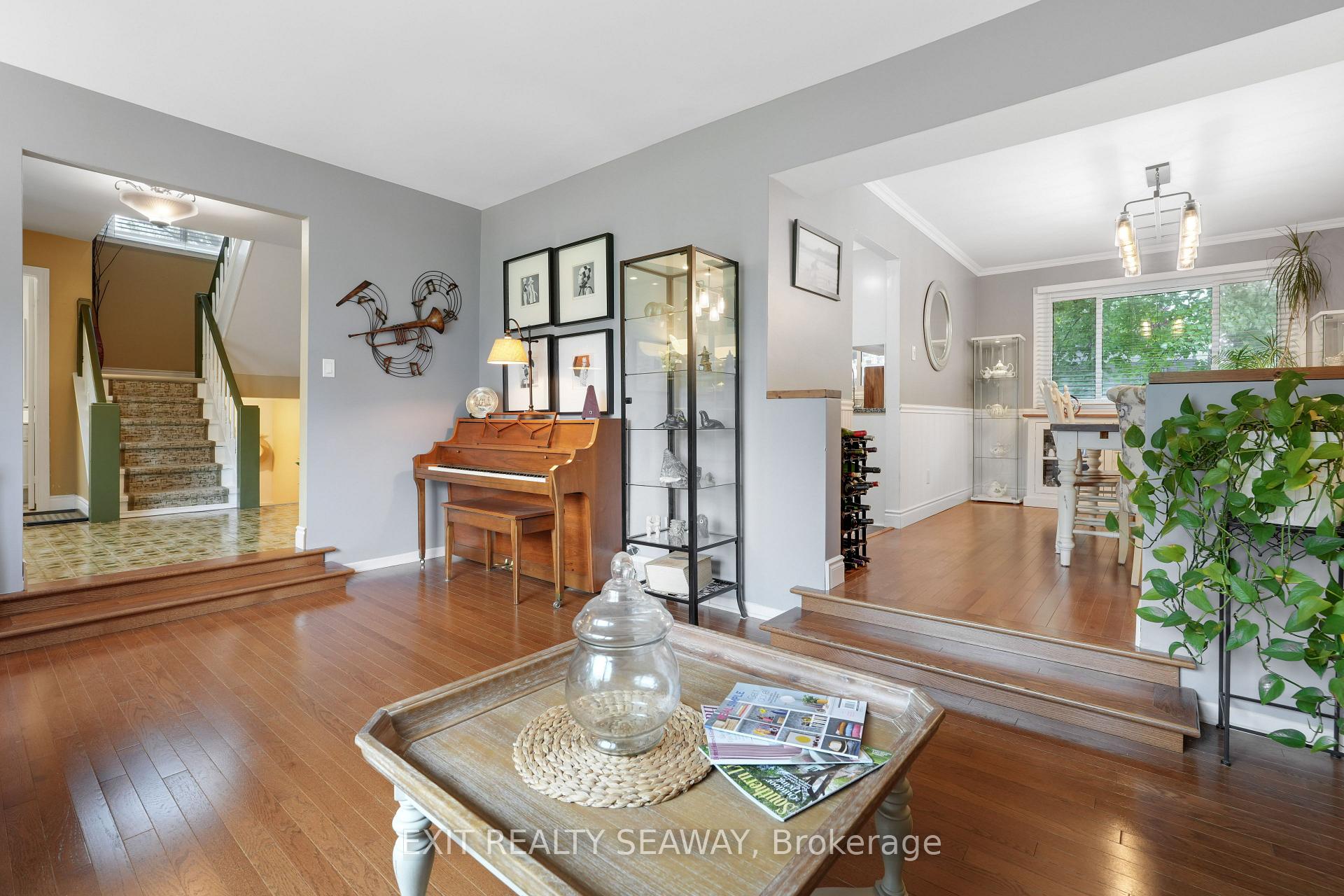 Photo 9 of 1620 Charles Street, Cornwall — HOMEH