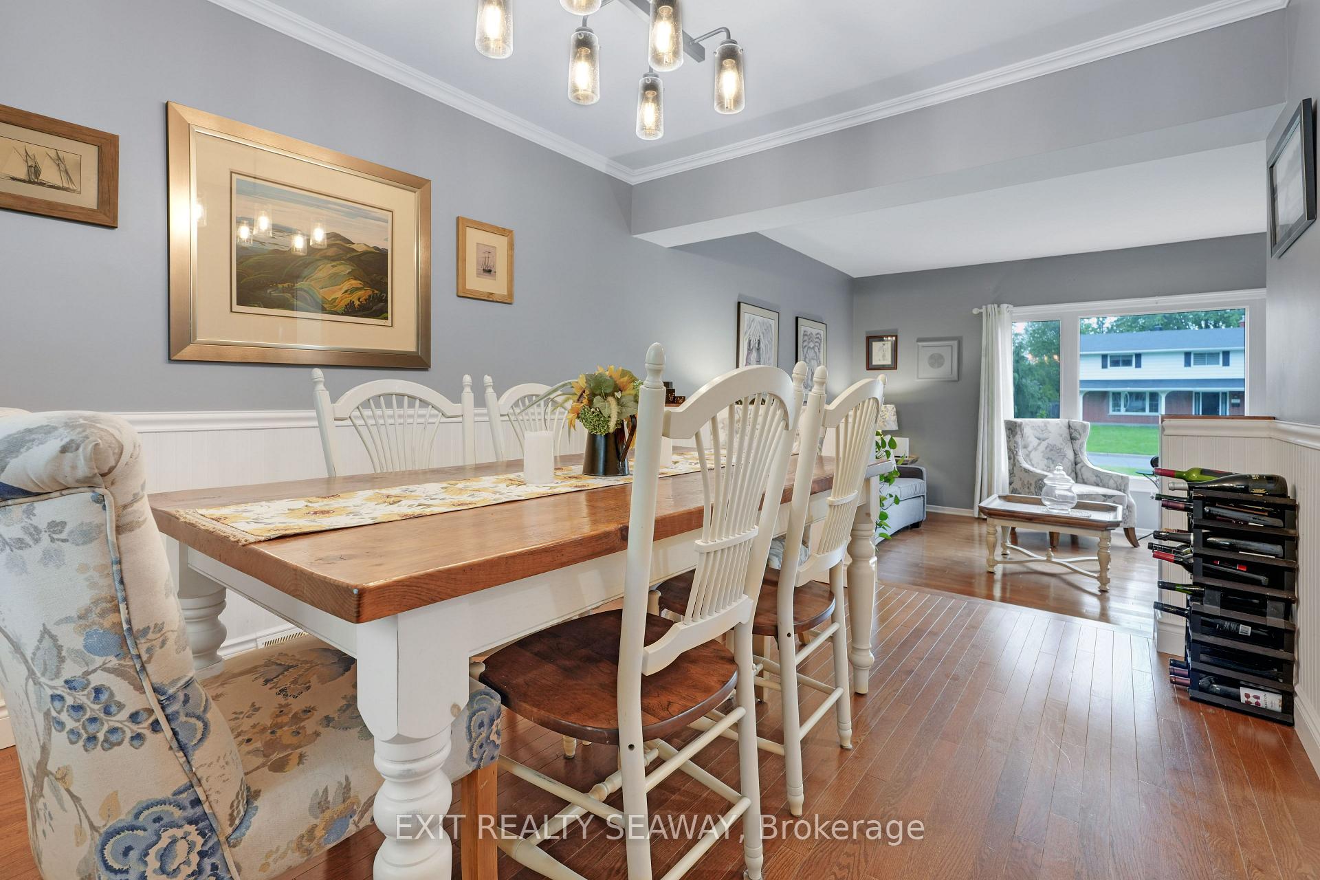 Photo 11 of 1620 Charles Street, Cornwall — HOMEH