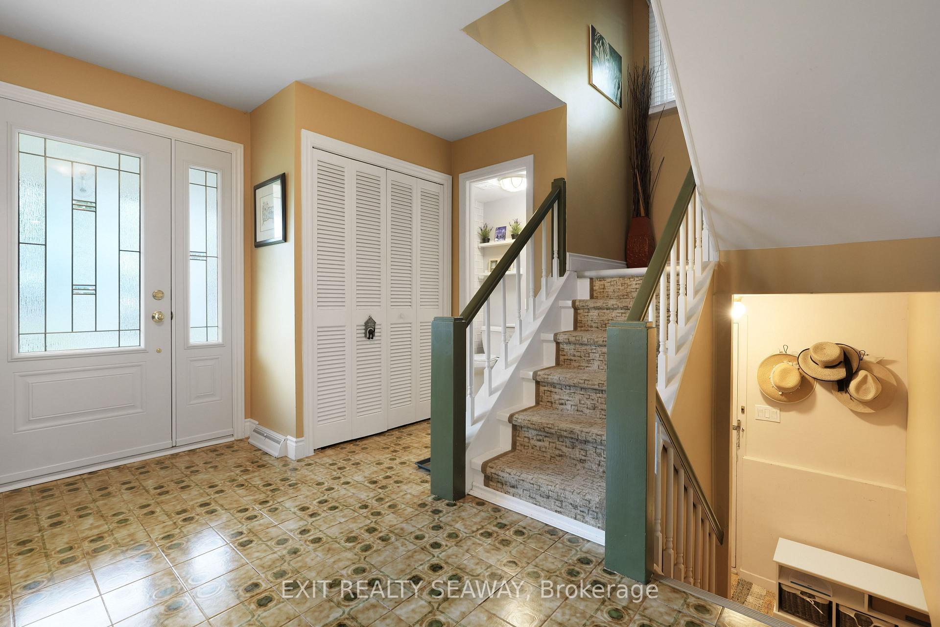Photo 21 of 1620 Charles Street, Cornwall — HOMEH