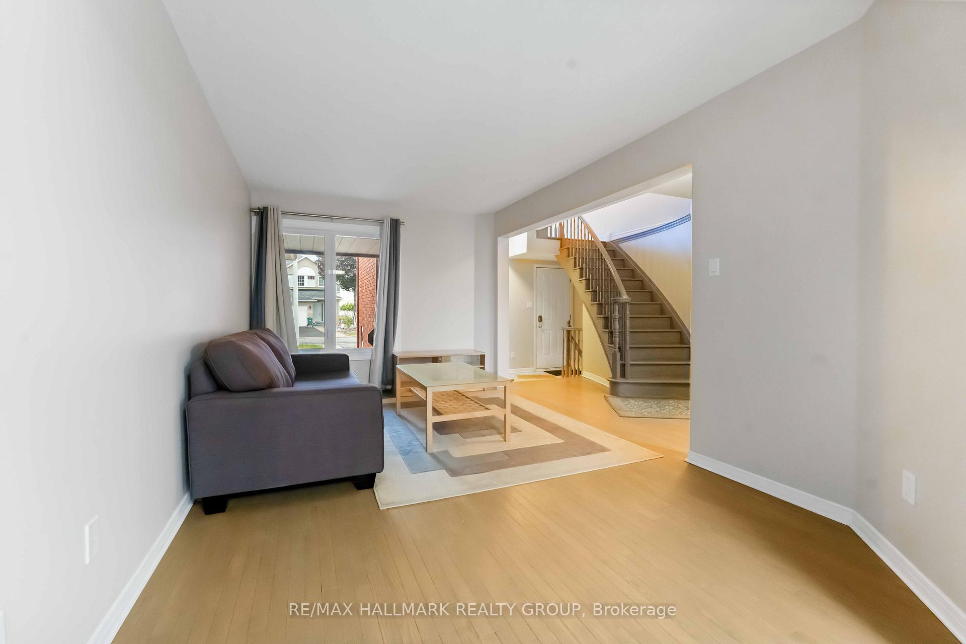 Photo 6 of 4656 Ogilvie Walk Crescent, Ottawa, Carson Grove — HOMEH