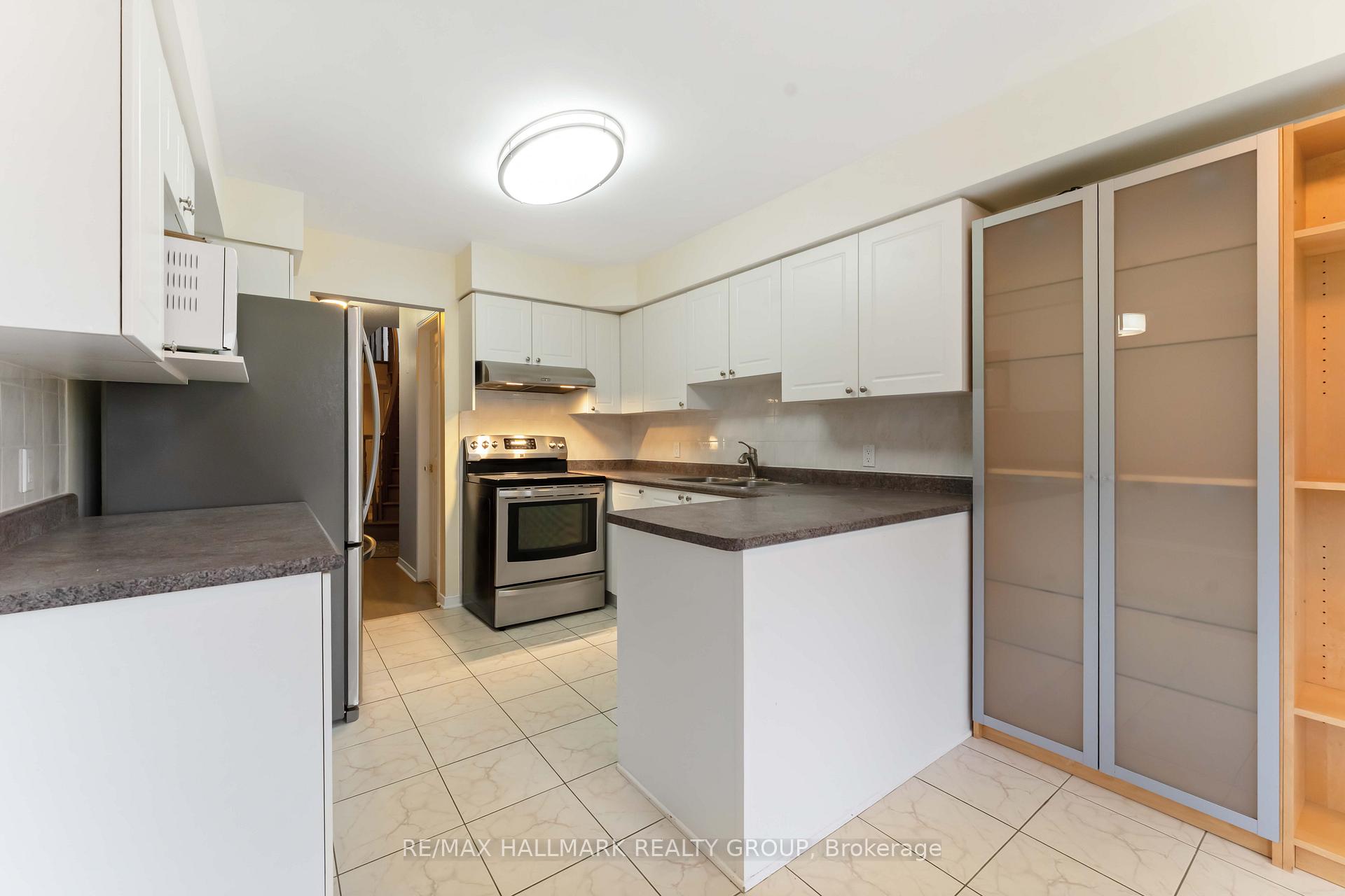 Photo 21 of 4656 Ogilvie Walk Crescent, Ottawa, Carson Grove — HOMEH