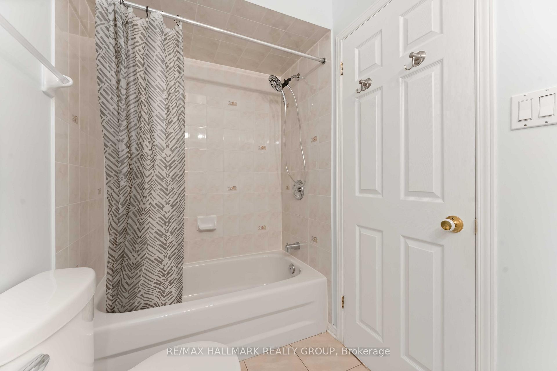 Photo 24 of 4656 Ogilvie Walk Crescent, Ottawa, Carson Grove — HOMEH