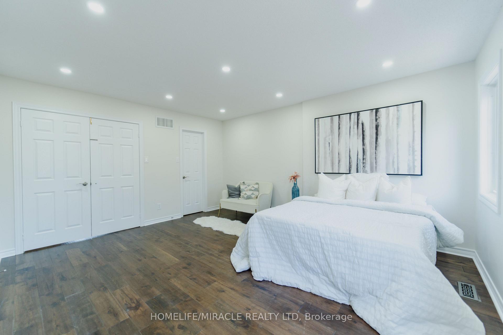 Photo 10 of 7 Taft Place, Clarington, Bowmanville — HOMEH