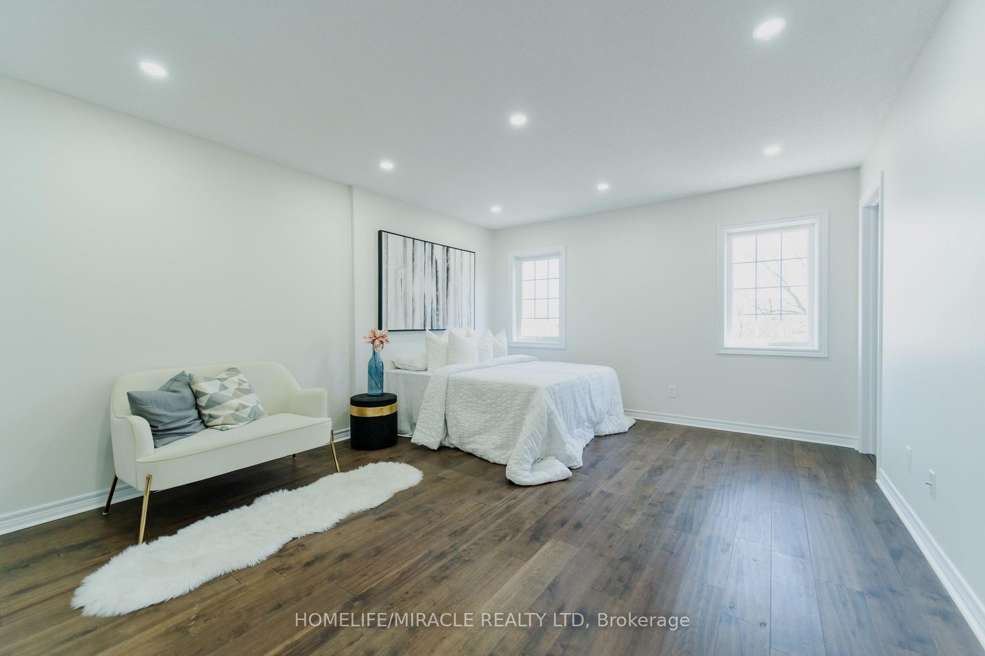 Photo 30 of 7 Taft Place, Clarington, Bowmanville — HOMEH