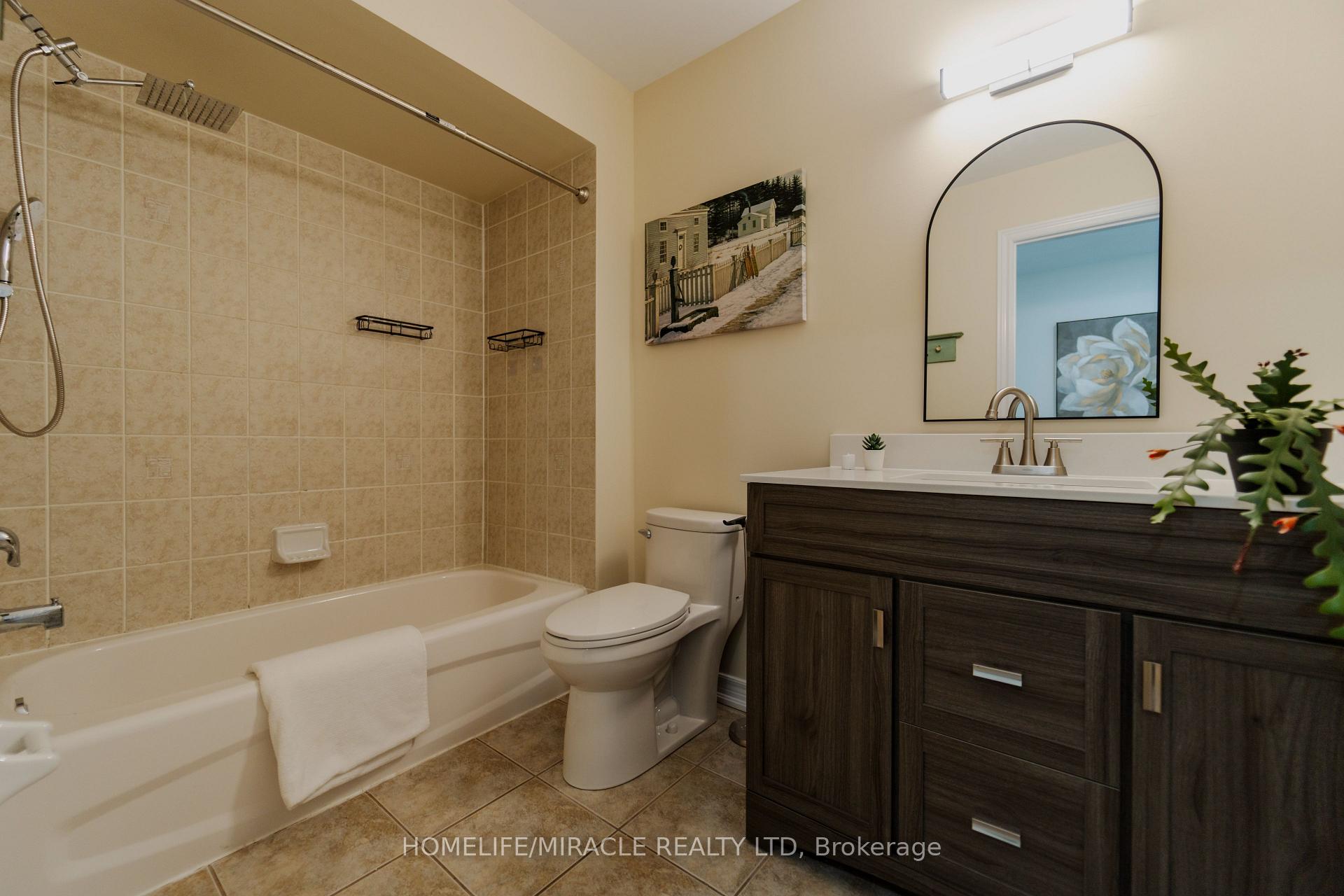 Photo 24 of 7 Taft Place, Clarington, Bowmanville — HOMEH