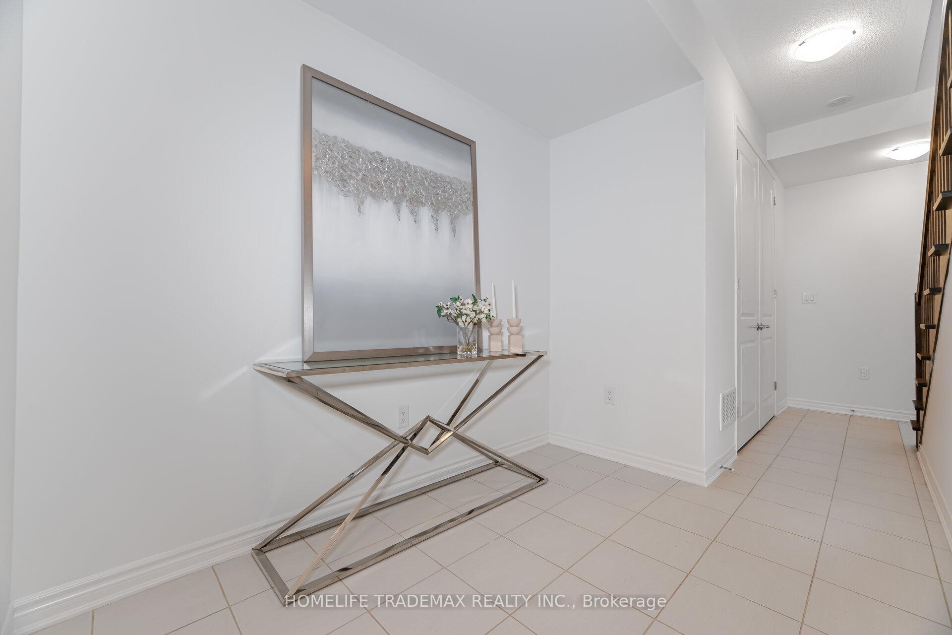 Photo 14 of 36 Melmar Street, Brampton, Northwest Brampton — HOMEH