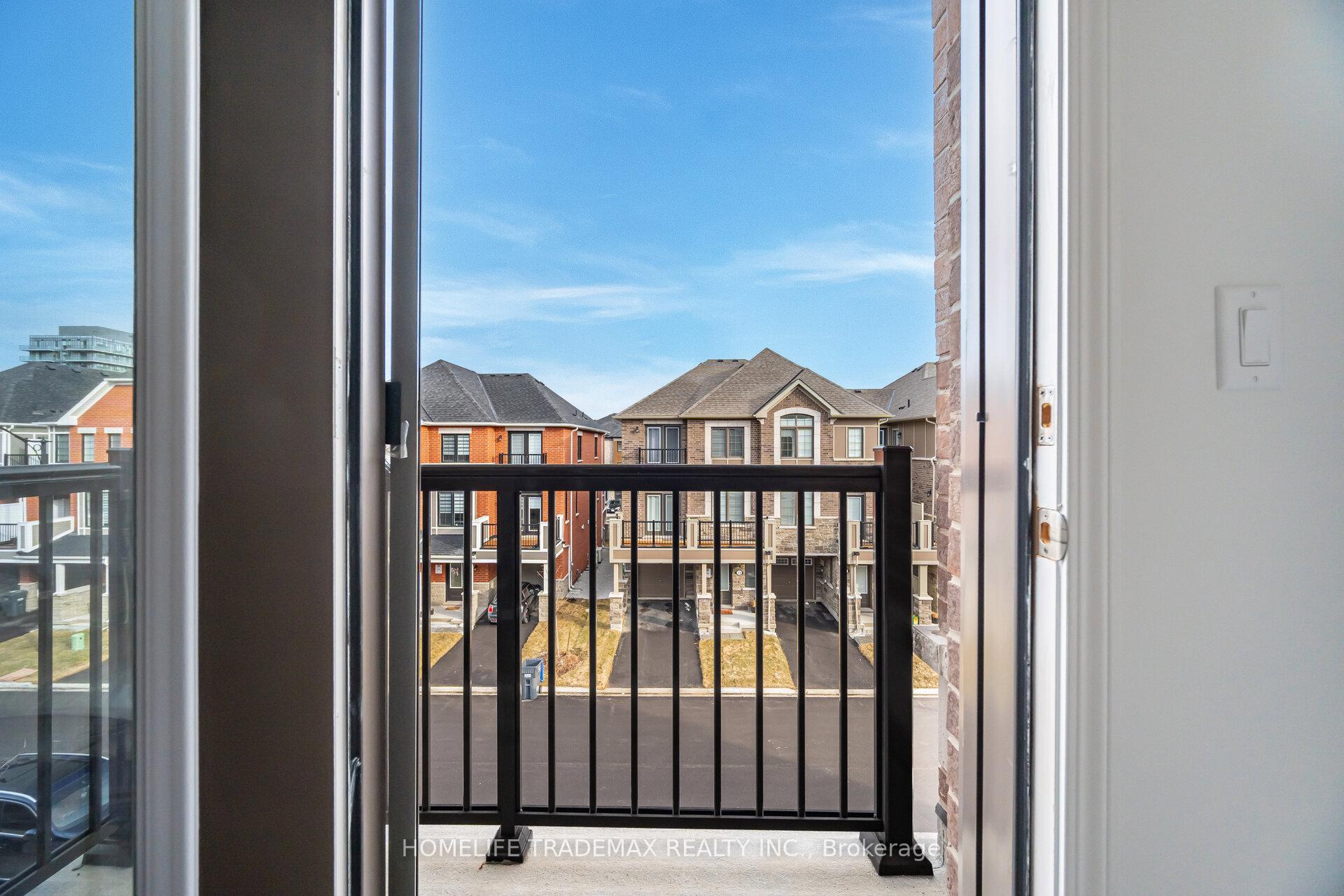 Photo 33 of 36 Melmar Street, Brampton, Northwest Brampton — HOMEH