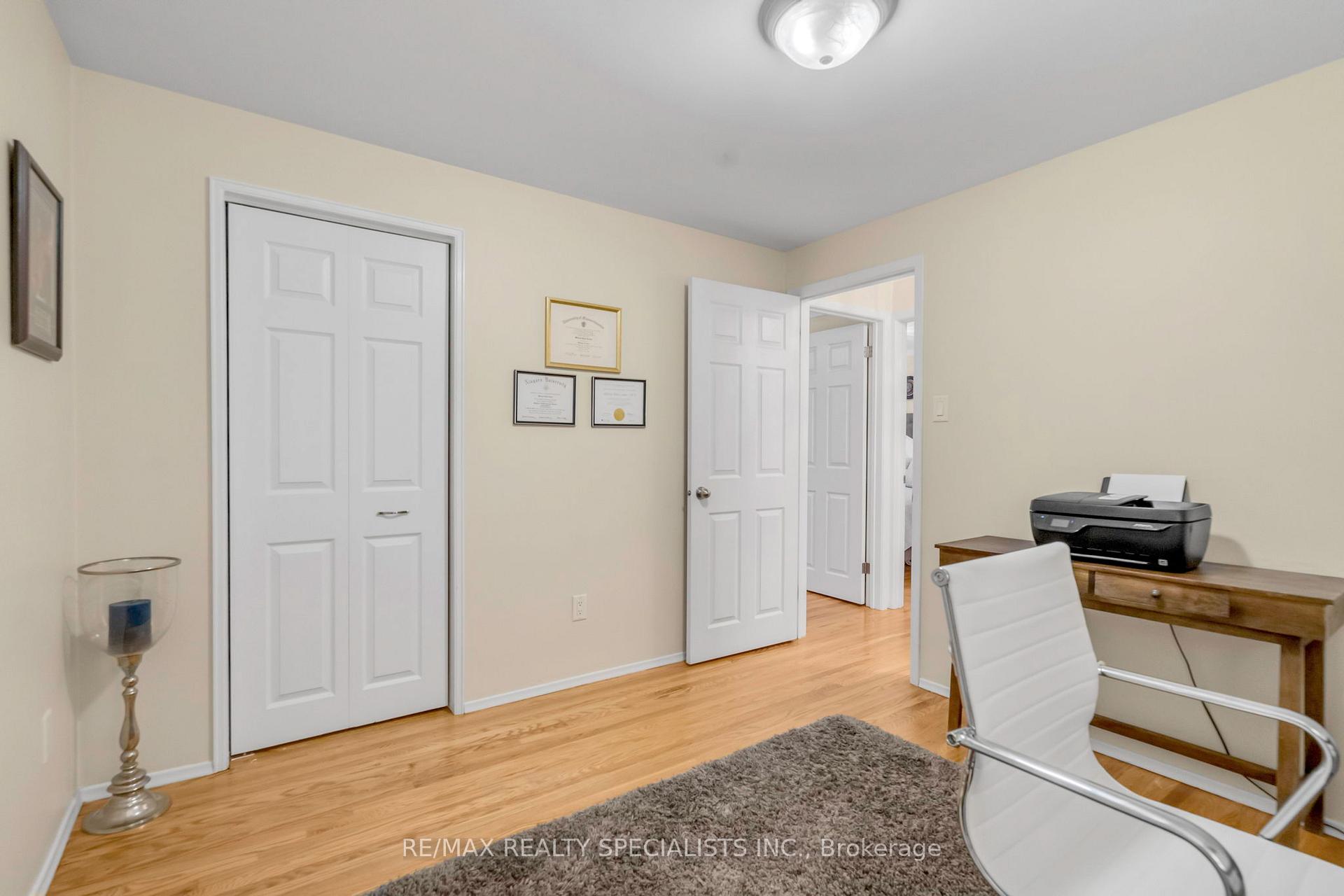 Photo 10 of 63 Lockton Crescent, Brampton, Brampton East — HOMEH
