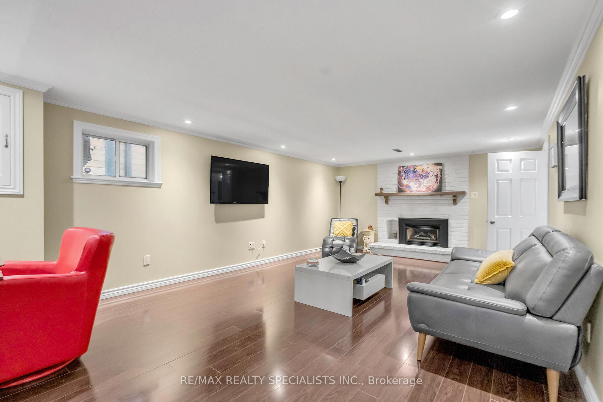 Photo 32 of 63 Lockton Crescent, Brampton, Brampton East — HOMEH