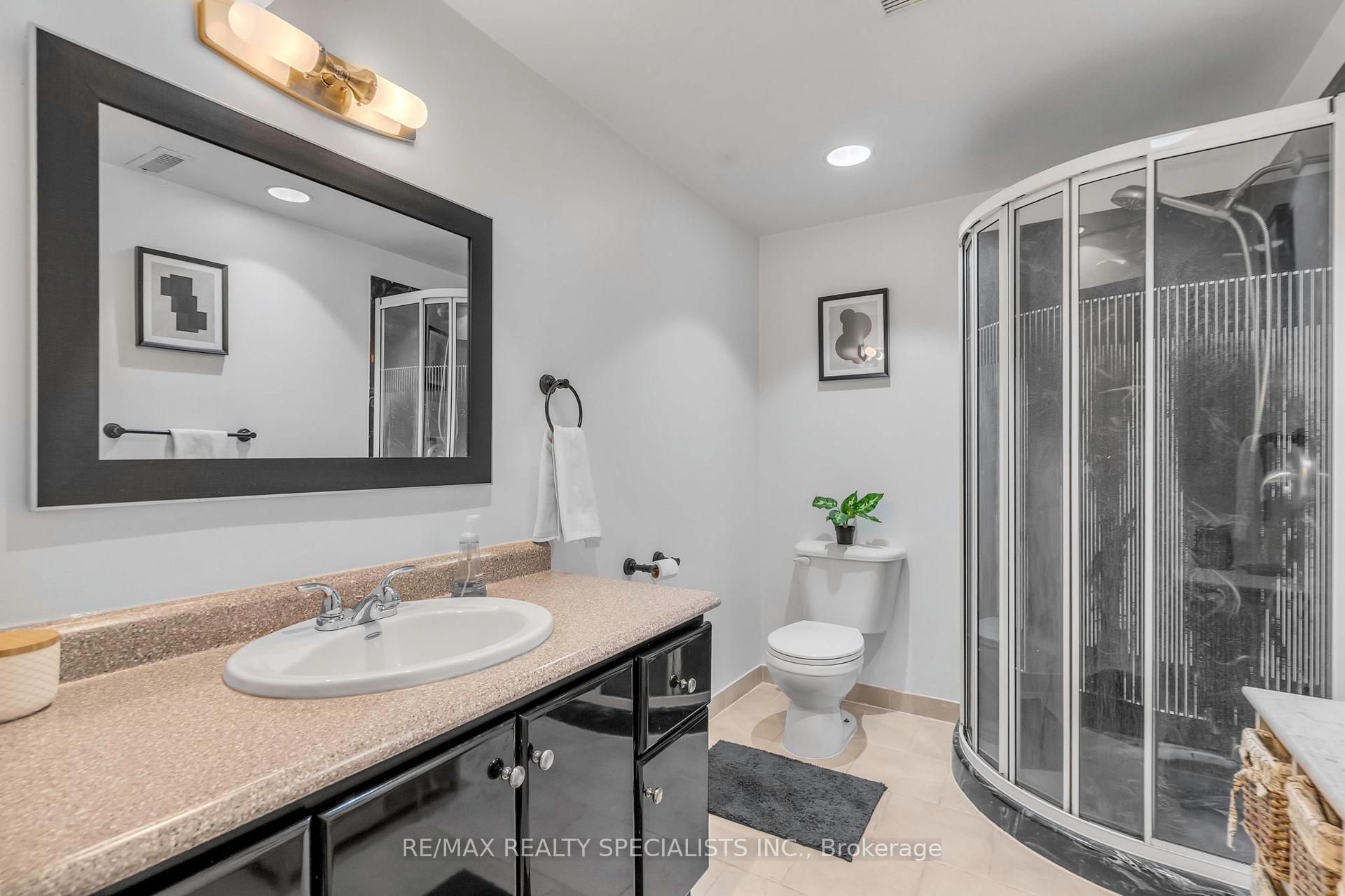 Photo 24 of 63 Lockton Crescent, Brampton, Brampton East — HOMEH