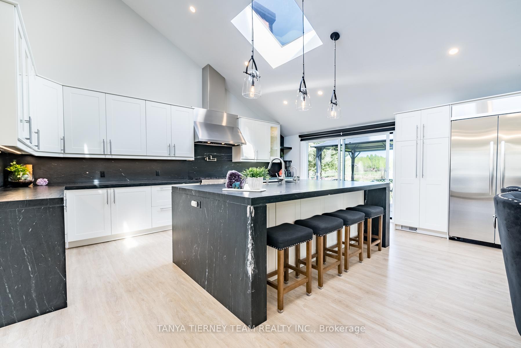 Photo 6 of 567 Fralicks Beach Road, Scugog, Rural Scugog — HOMEH