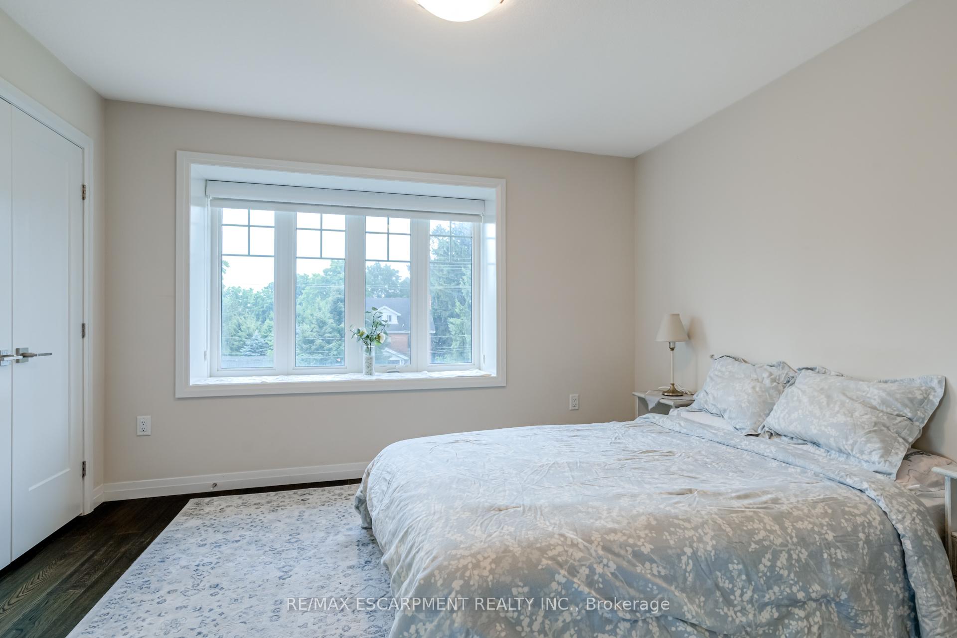 Photo 28 of 13 Pringle Lane, Hamilton, Ancaster — HOMEH
