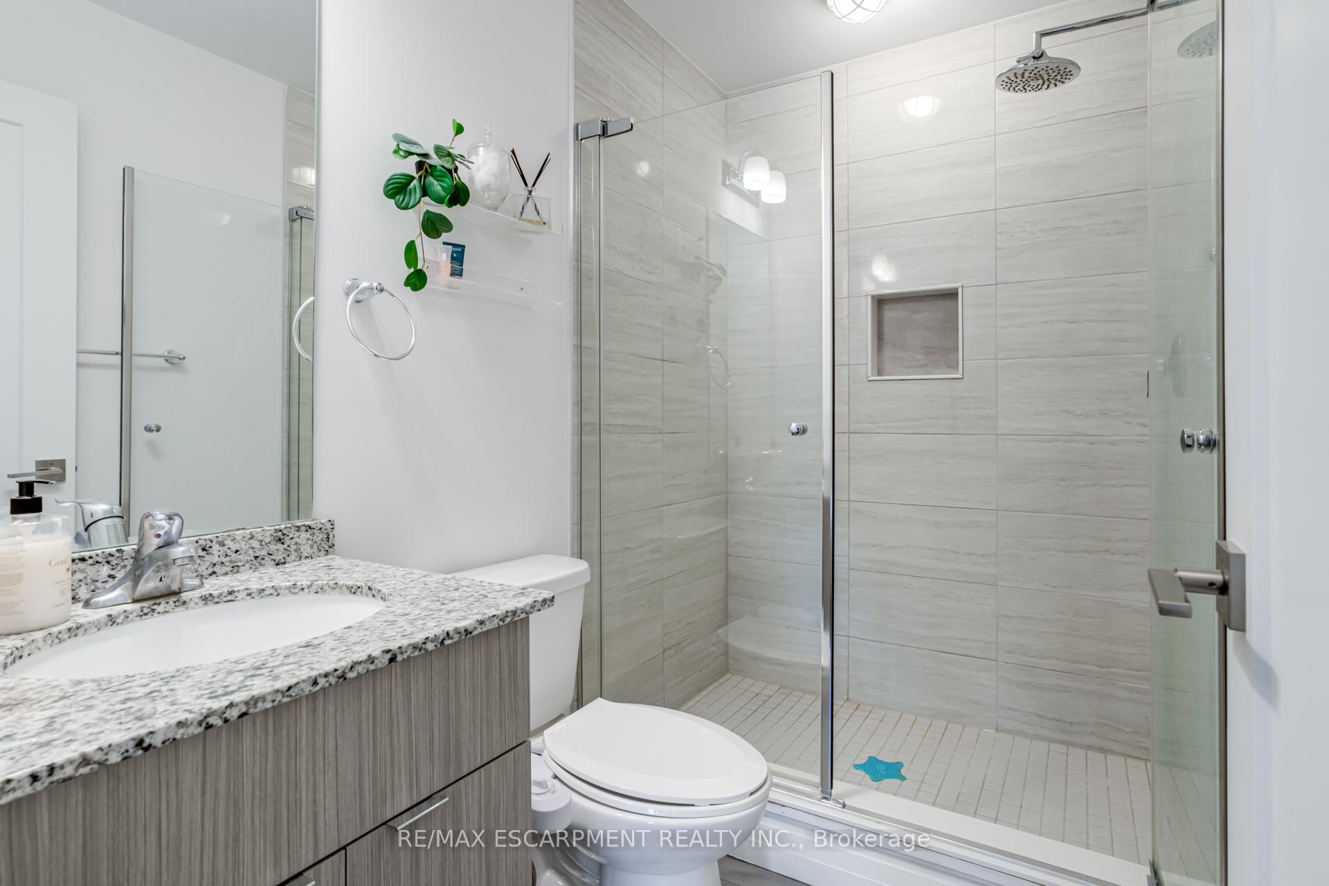 Photo 25 of 13 Pringle Lane, Hamilton, Ancaster — HOMEH