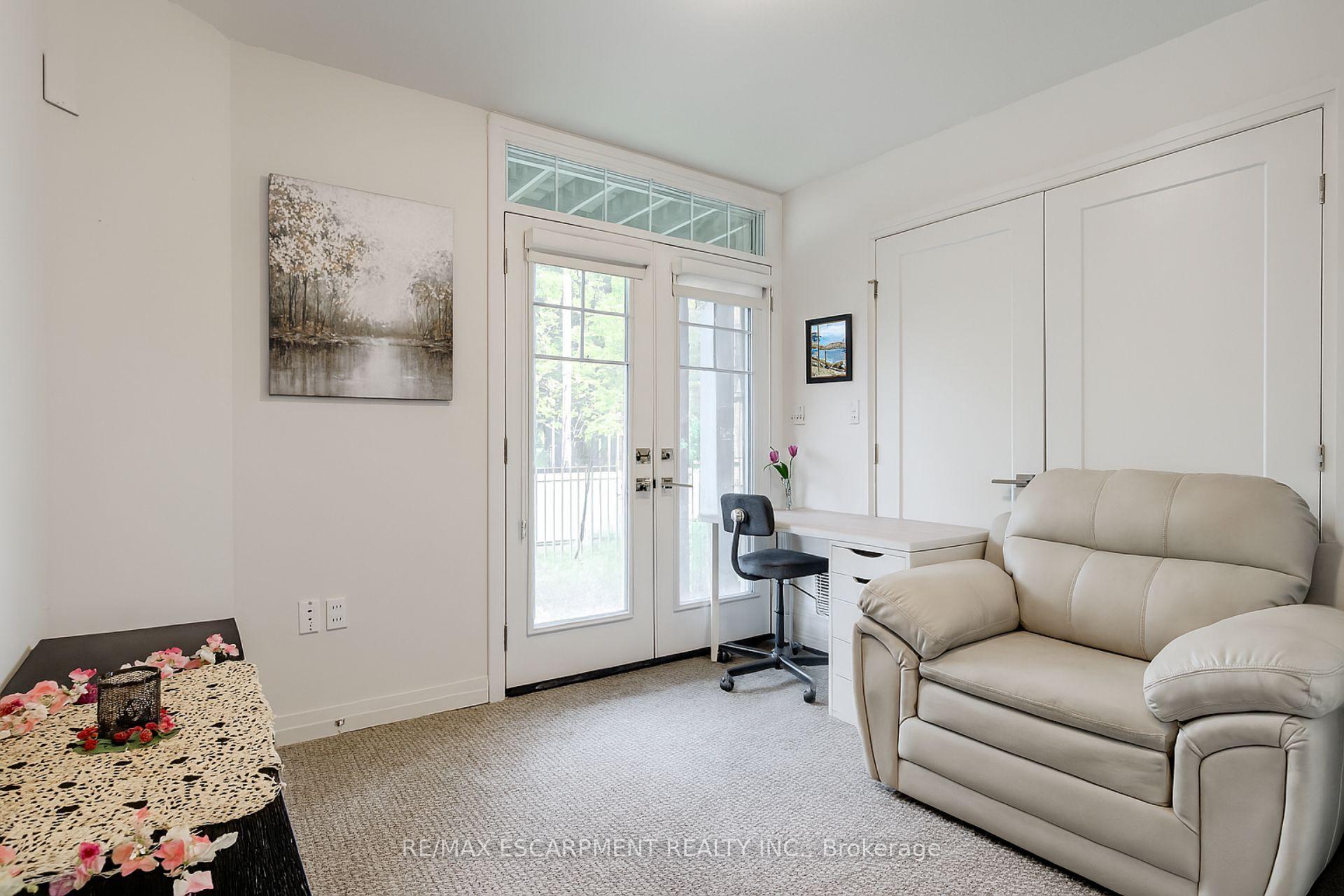 Photo 29 of 13 Pringle Lane, Hamilton, Ancaster — HOMEH