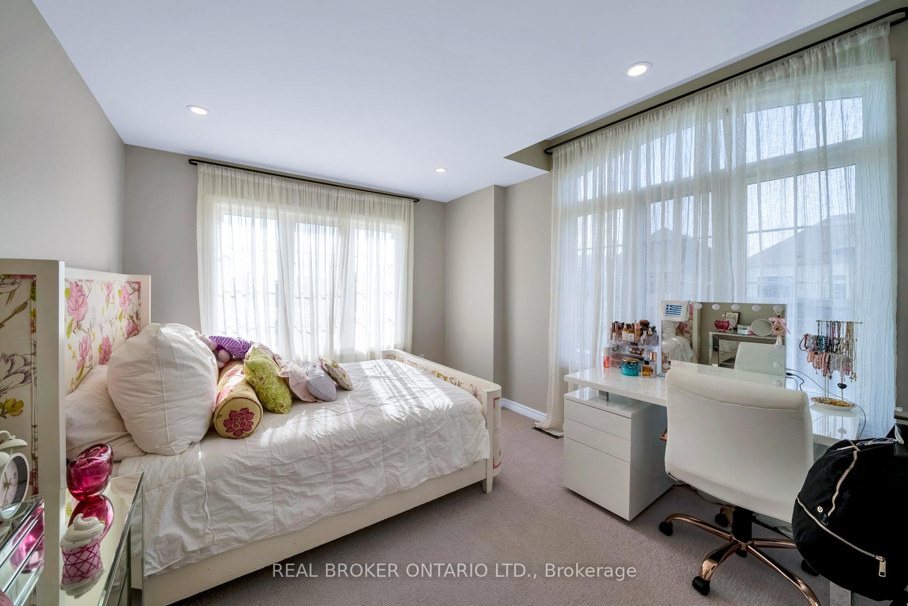 Photo 31 of 49 Mulgrave Street, Whitby, Rural Whitby — HOMEH