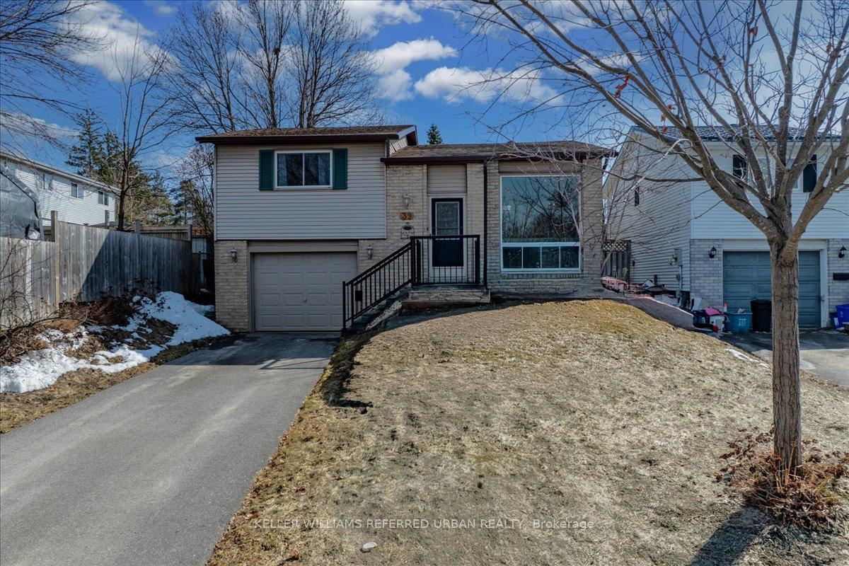Photo 1 of 39 Doris Drive, Barrie, Allandale Heights — HOMEH