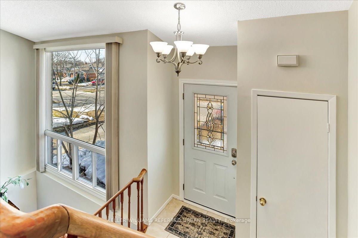 Photo 26 of 39 Doris Drive, Barrie, Allandale Heights — HOMEH
