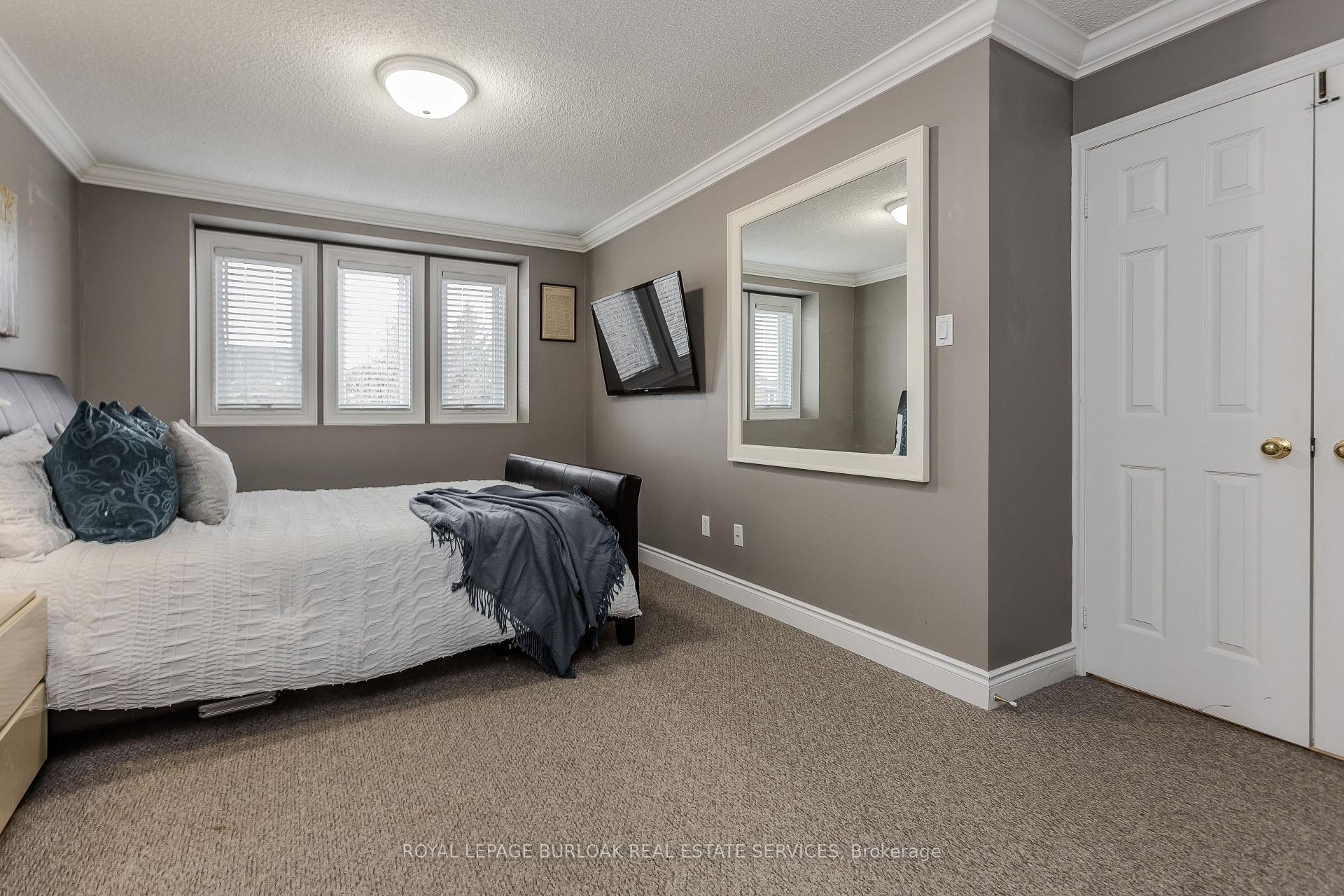 Photo 17 of 2 Heathfield Crescent, Hamilton, Waterdown — HOMEH