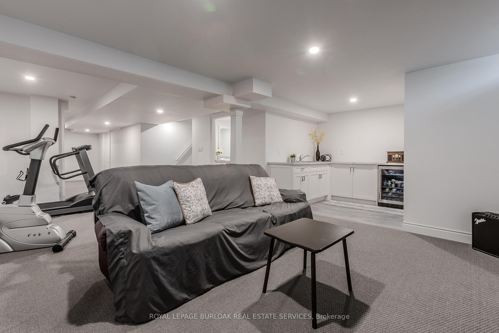 Photo 25 of 2 Heathfield Crescent, Hamilton, Waterdown — HOMEH