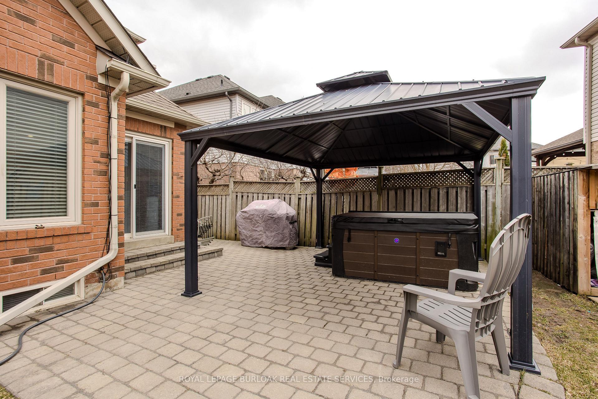 Photo 21 of 2 Heathfield Crescent, Hamilton, Waterdown — HOMEH