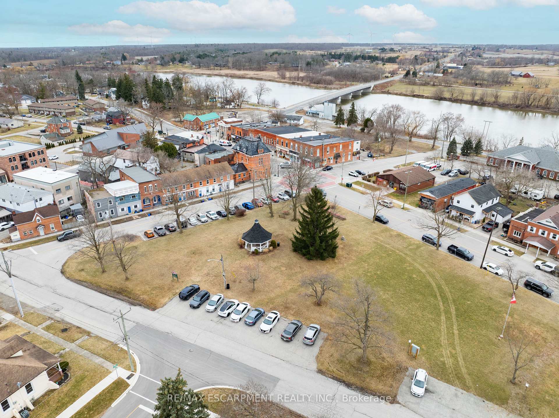 Photo 12 of 12 King Street, Haldimand — HOMEH
