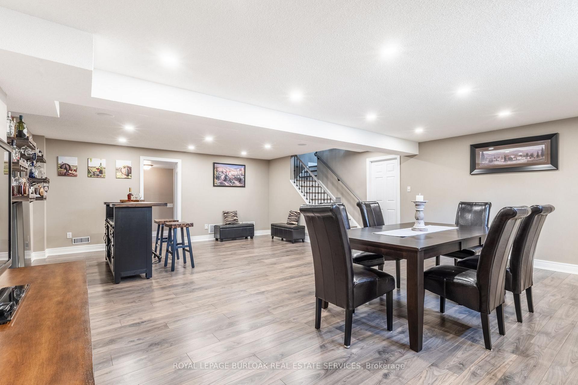 Photo 29 of 2605 Armour Crescent, Burlington, Rose — HOMEH