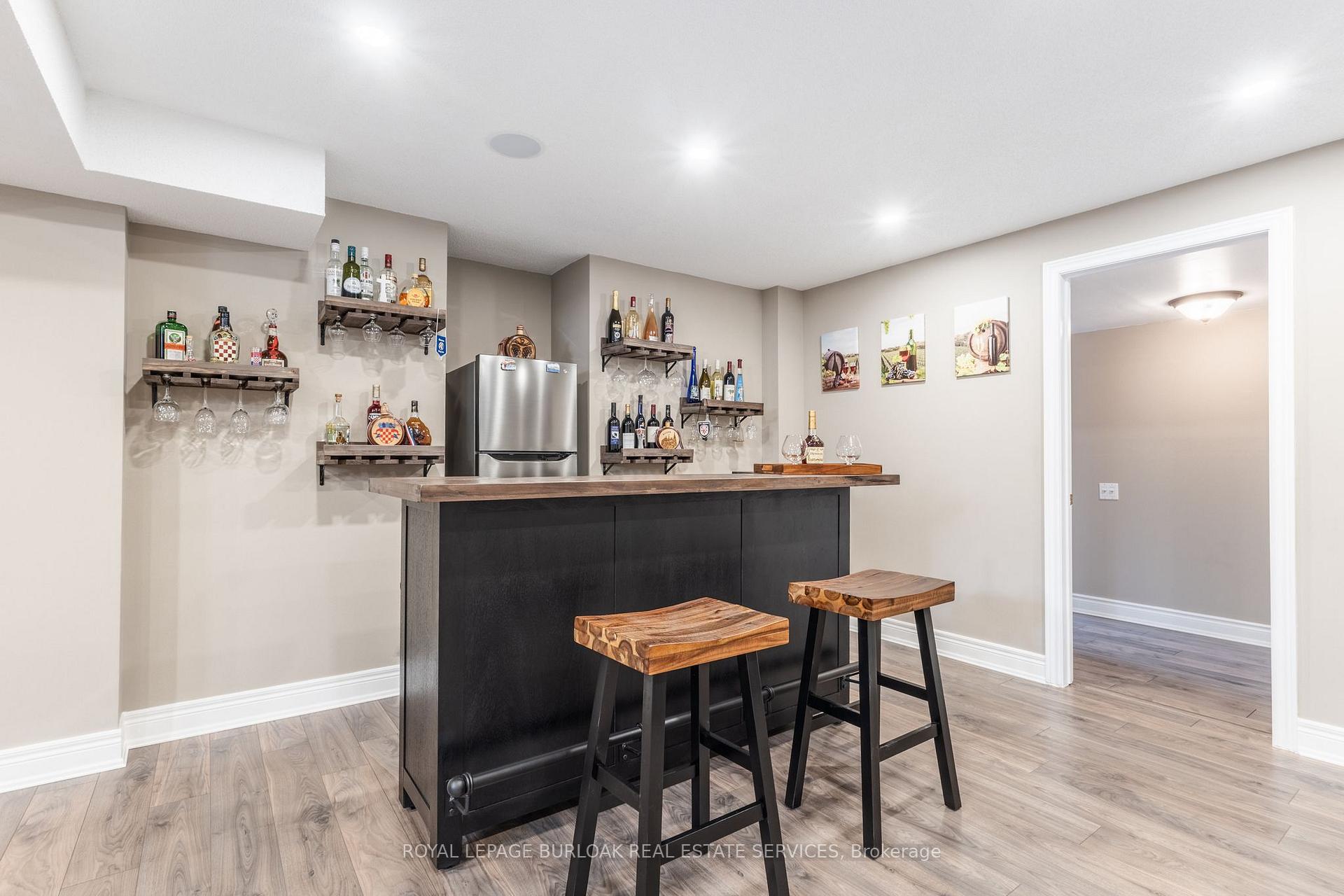 Photo 32 of 2605 Armour Crescent, Burlington, Rose — HOMEH