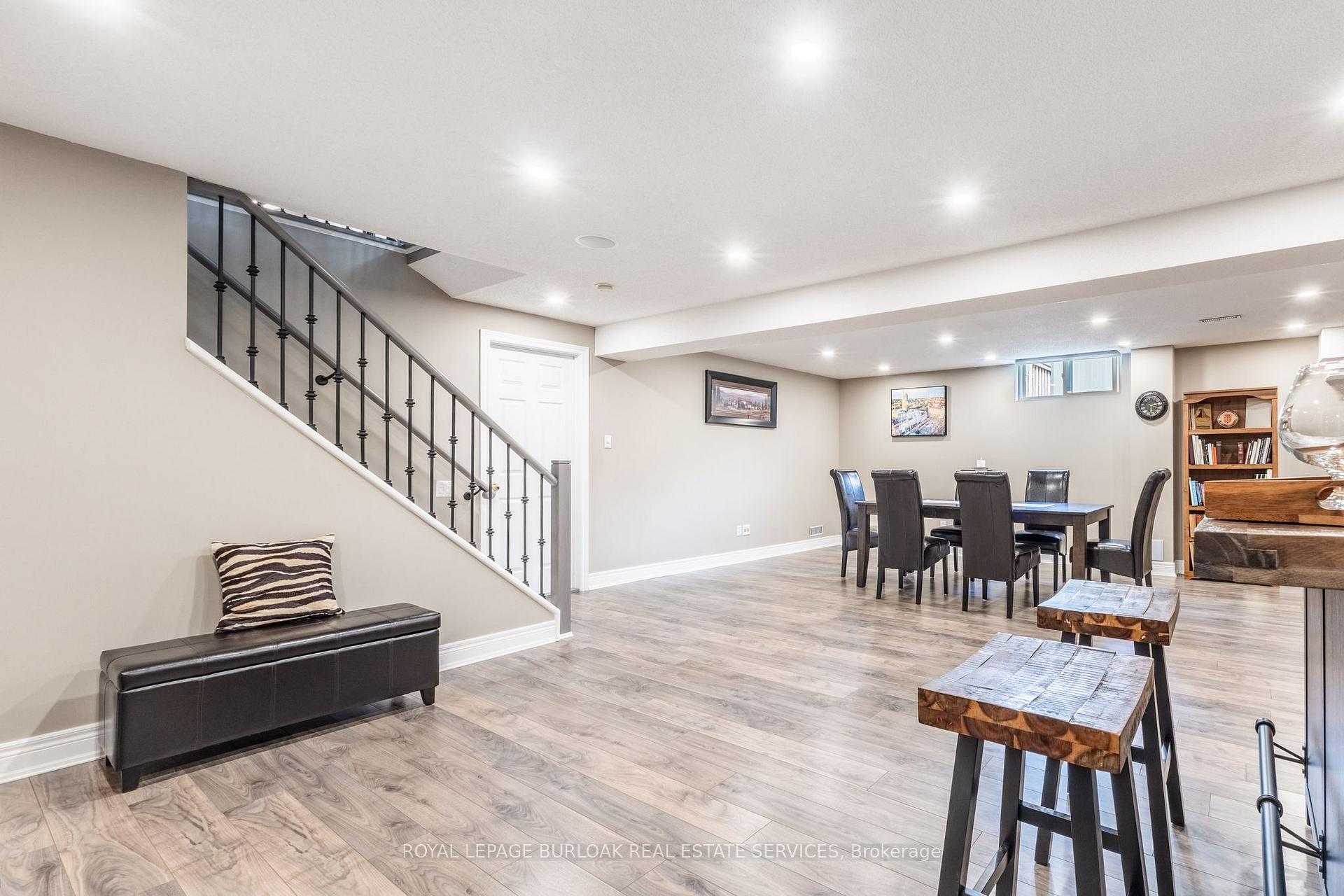Photo 33 of 2605 Armour Crescent, Burlington, Rose — HOMEH