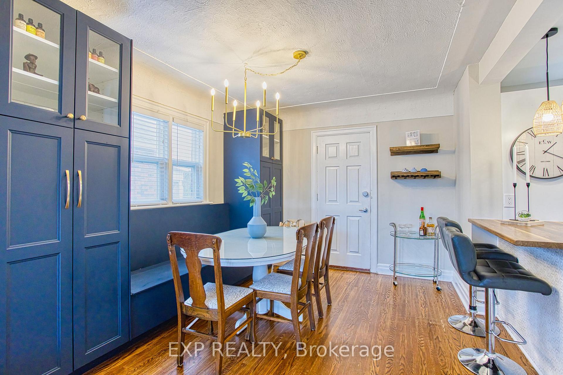 Photo 10 of 49 Barons Avenue S, Hamilton, Bartonville — HOMEH