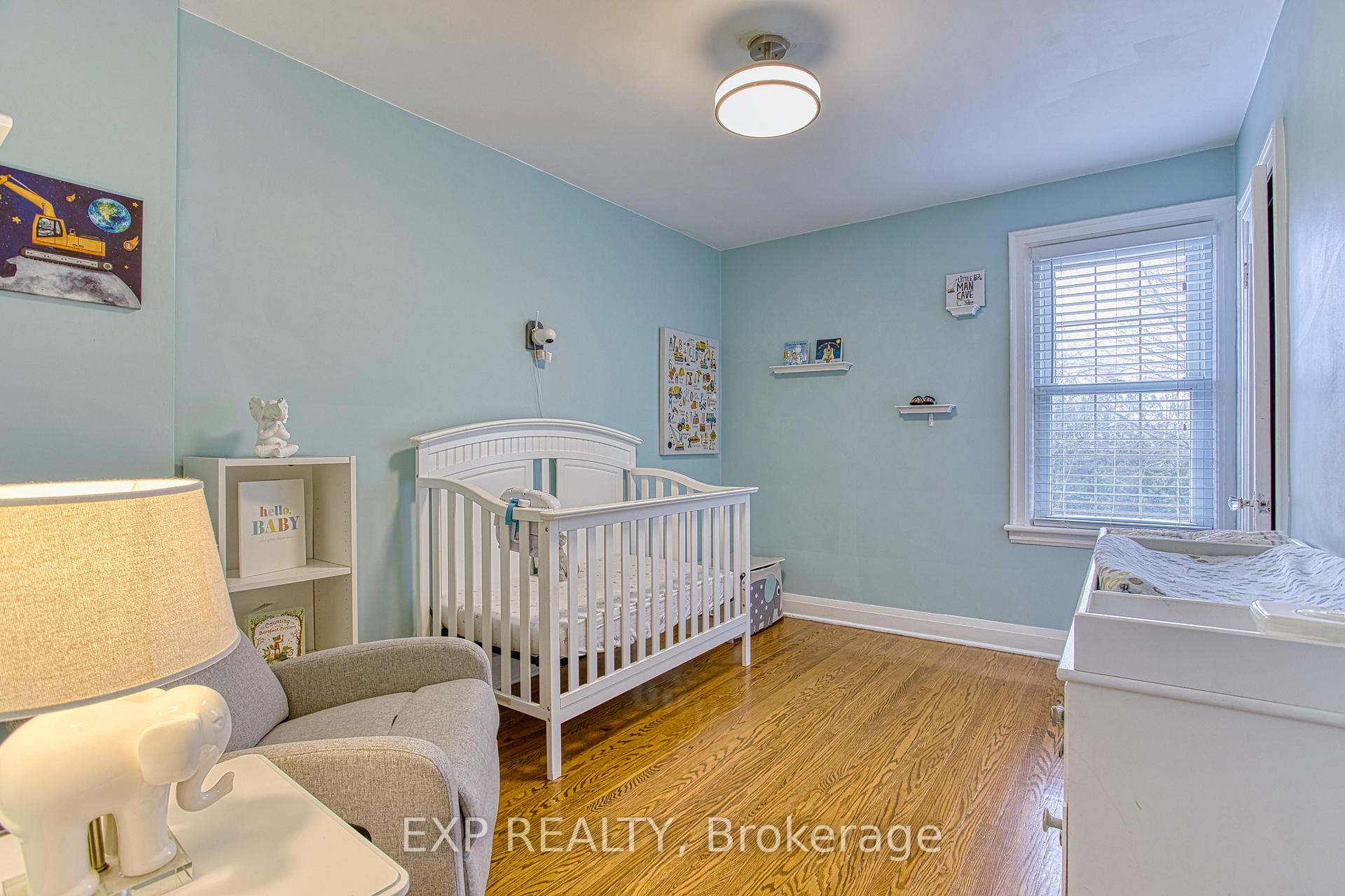 Photo 14 of 49 Barons Avenue S, Hamilton, Bartonville — HOMEH