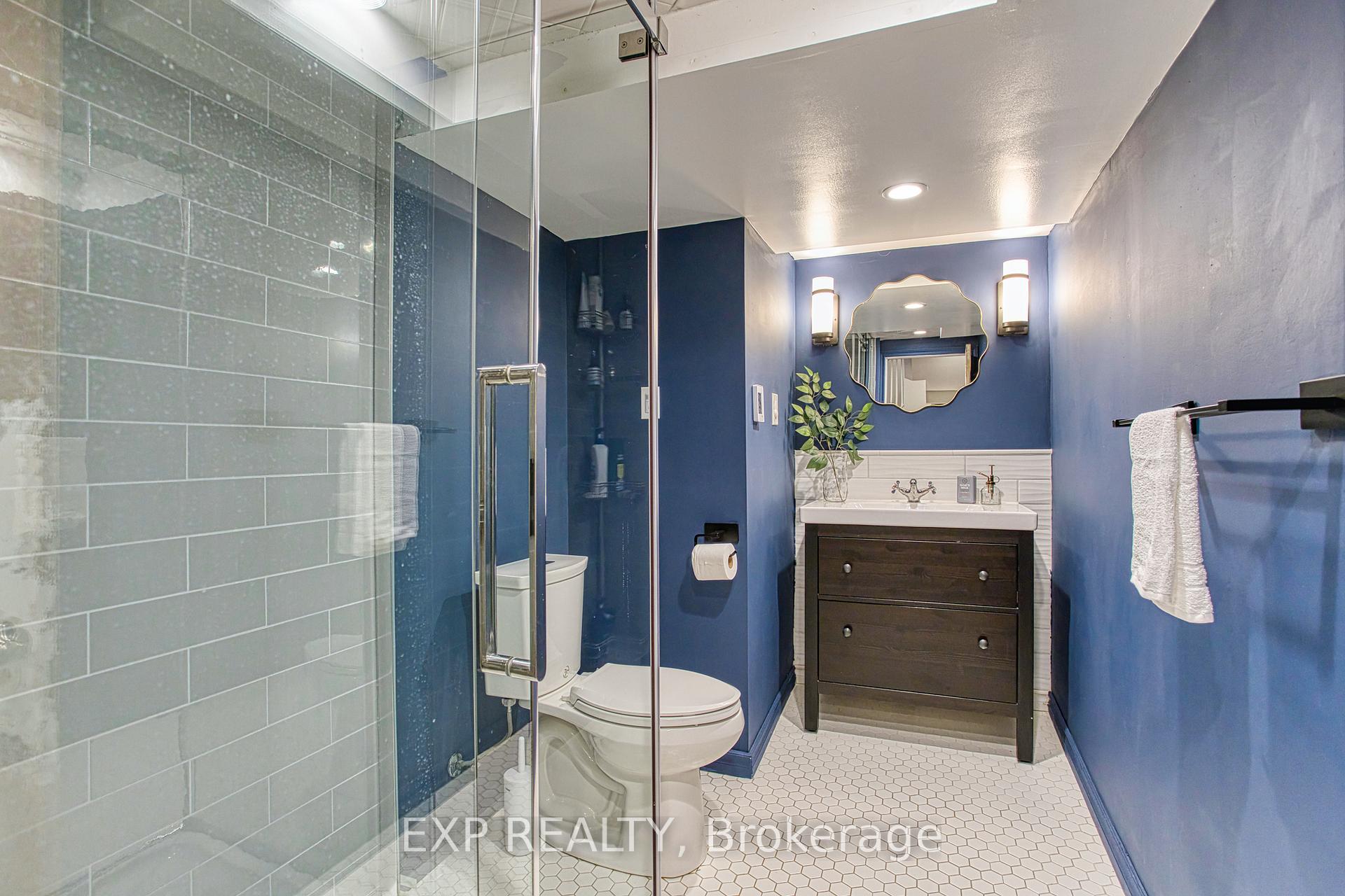 Photo 27 of 49 Barons Avenue S, Hamilton, Bartonville — HOMEH