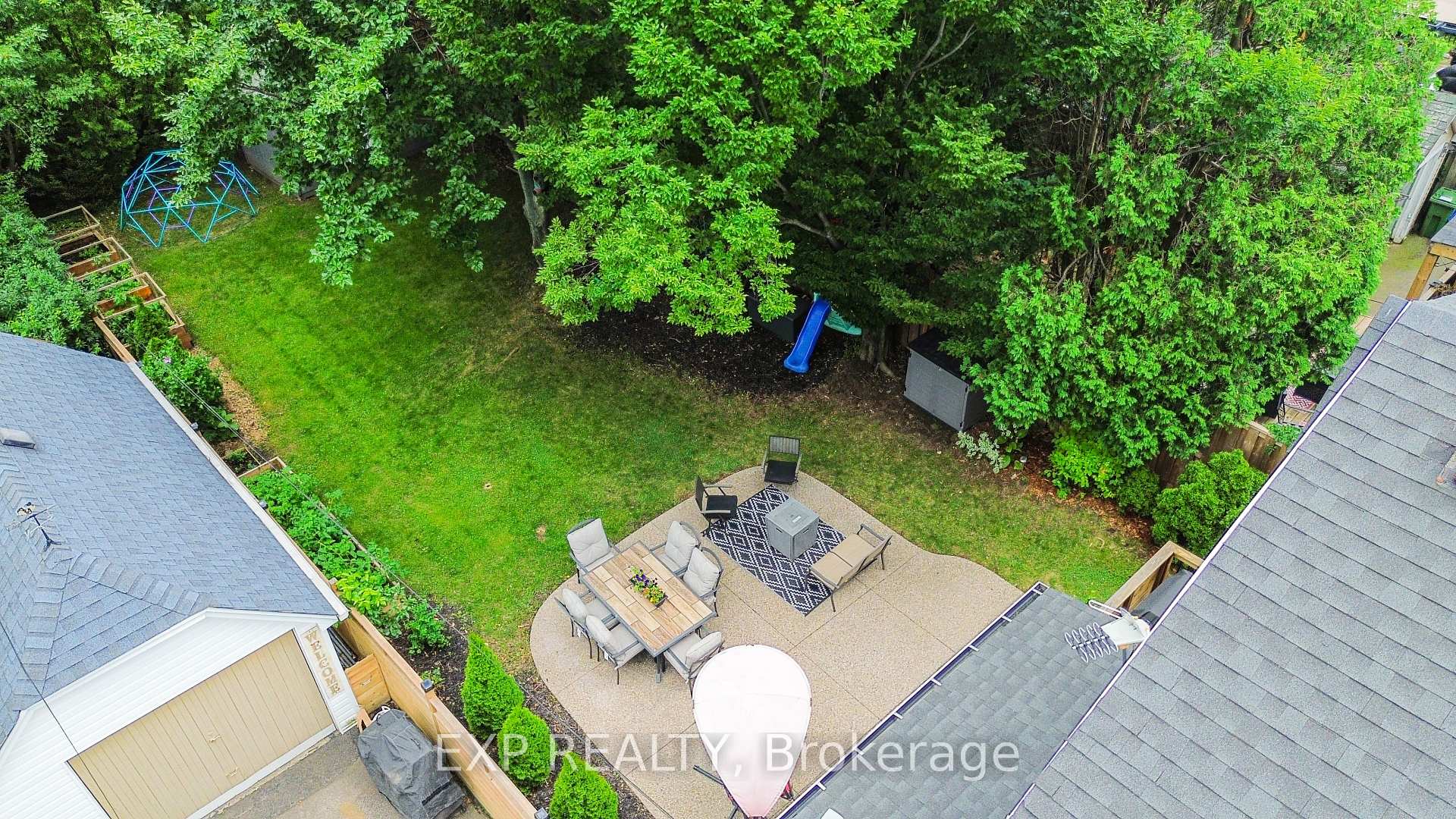 Photo 40 of 49 Barons Avenue S, Hamilton, Bartonville — HOMEH