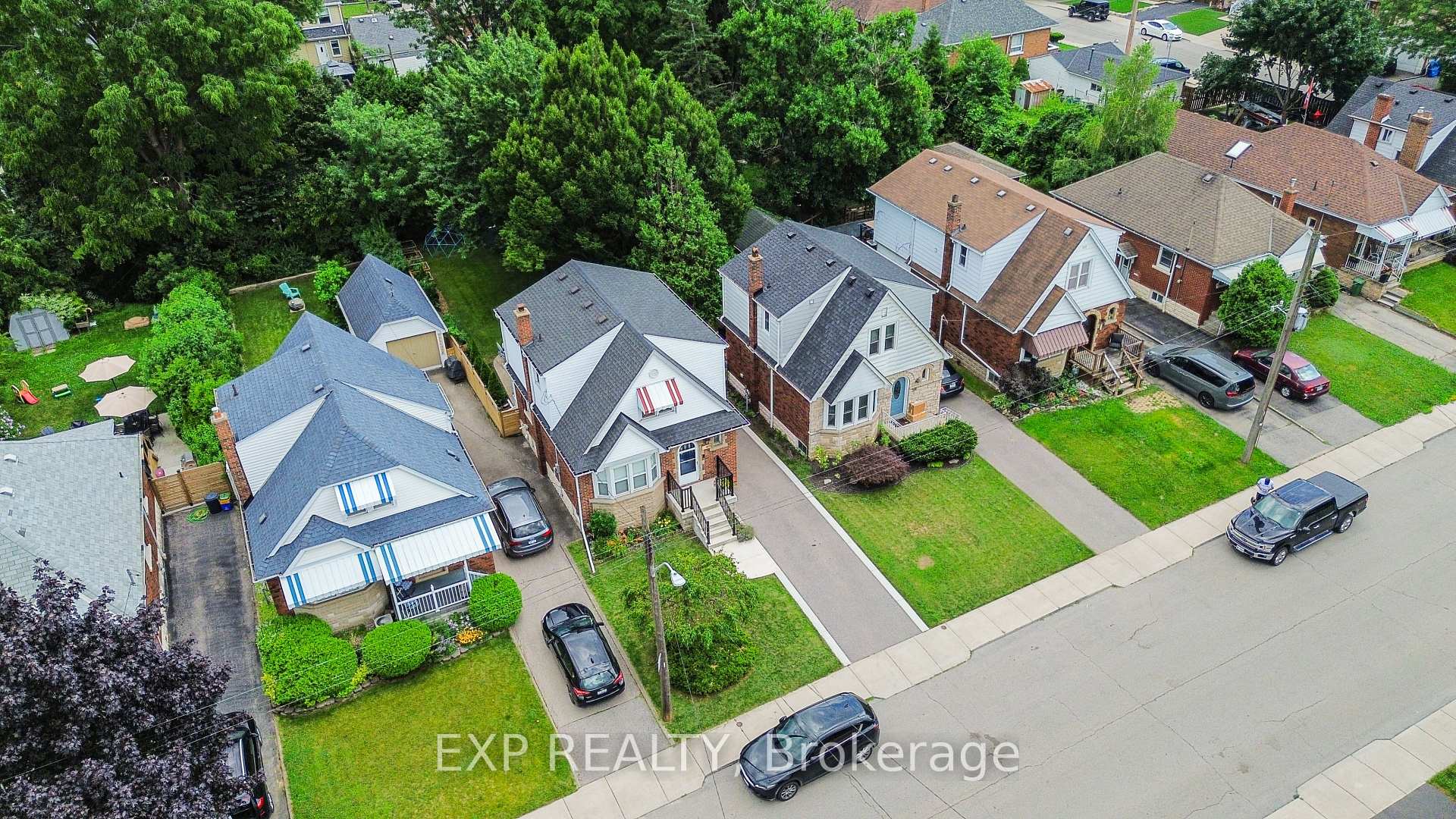 Photo 28 of 49 Barons Avenue S, Hamilton, Bartonville — HOMEH