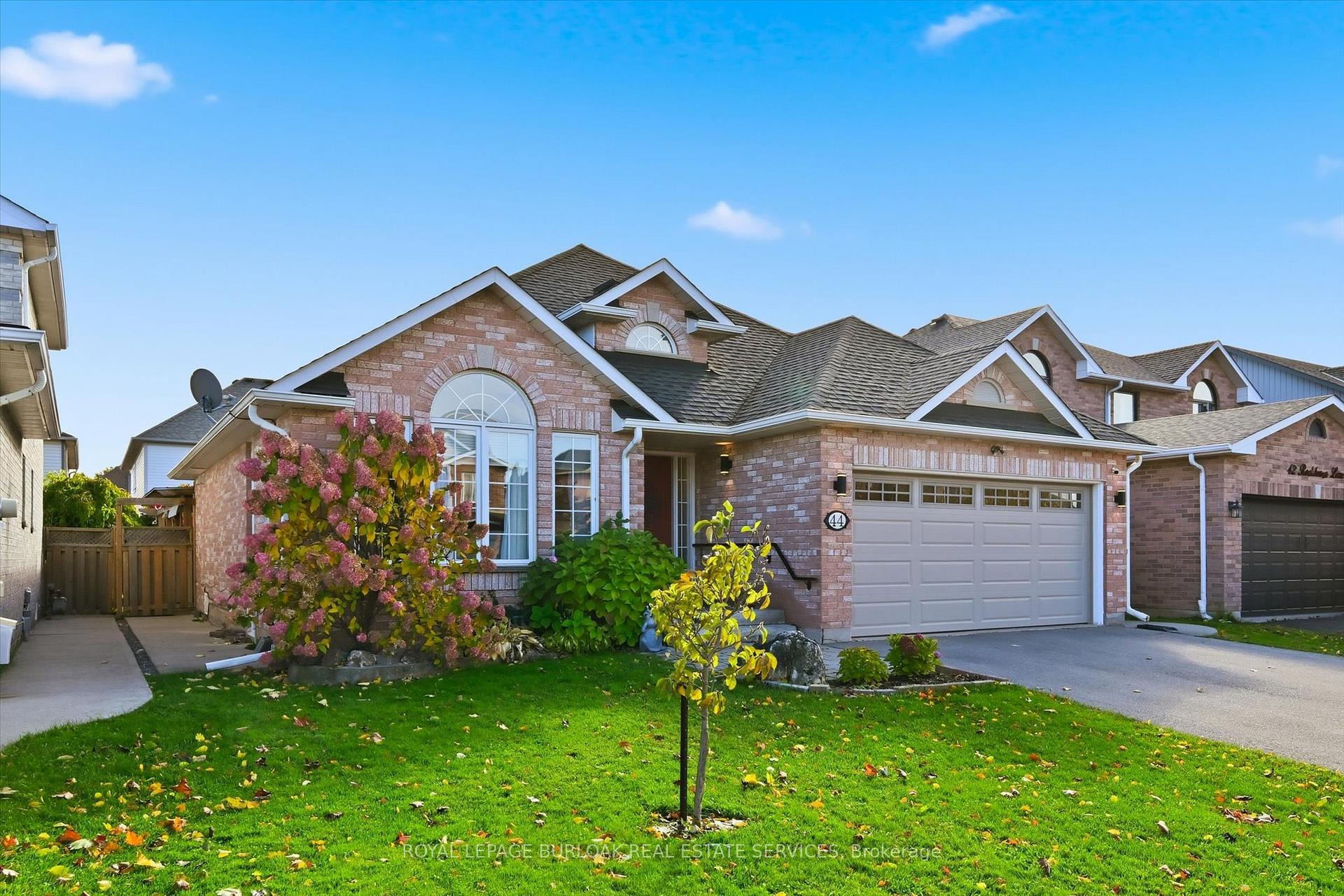 Photo 8 of 44 Rockhaven Lane, Hamilton, Waterdown — HOMEH