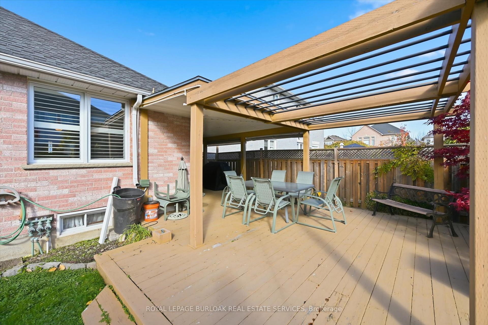 Photo 42 of 44 Rockhaven Lane, Hamilton, Waterdown — HOMEH