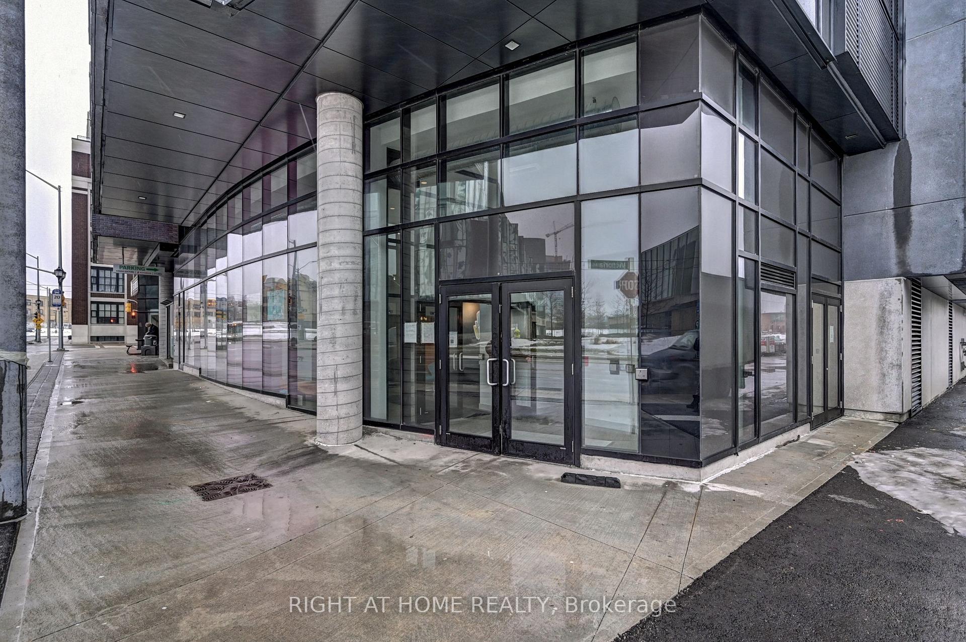 Photo 4 of Unit 901, 1 Victoria Street, Kitchener — HOMEH