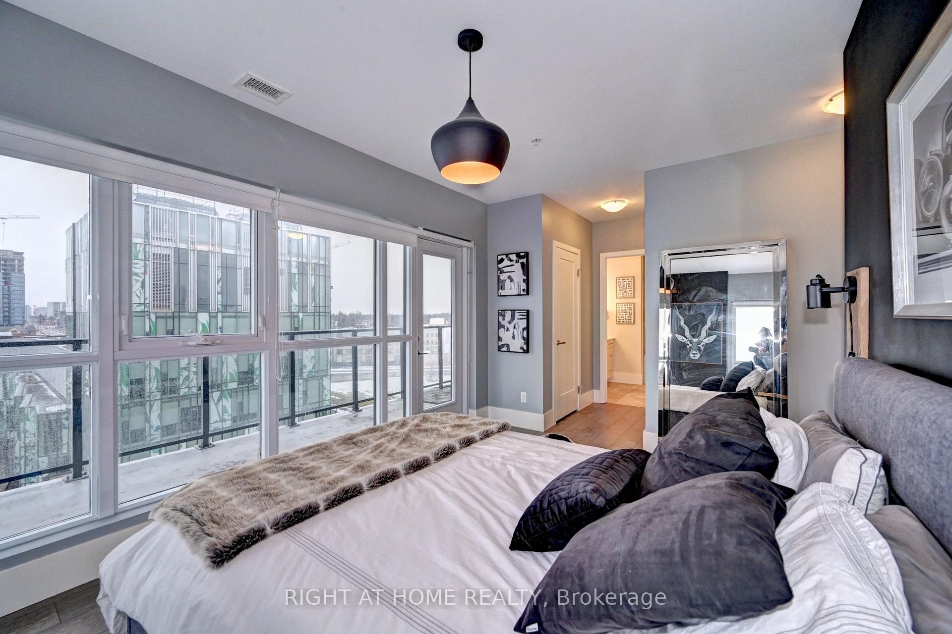 Photo 35 of Unit 901, 1 Victoria Street, Kitchener — HOMEH