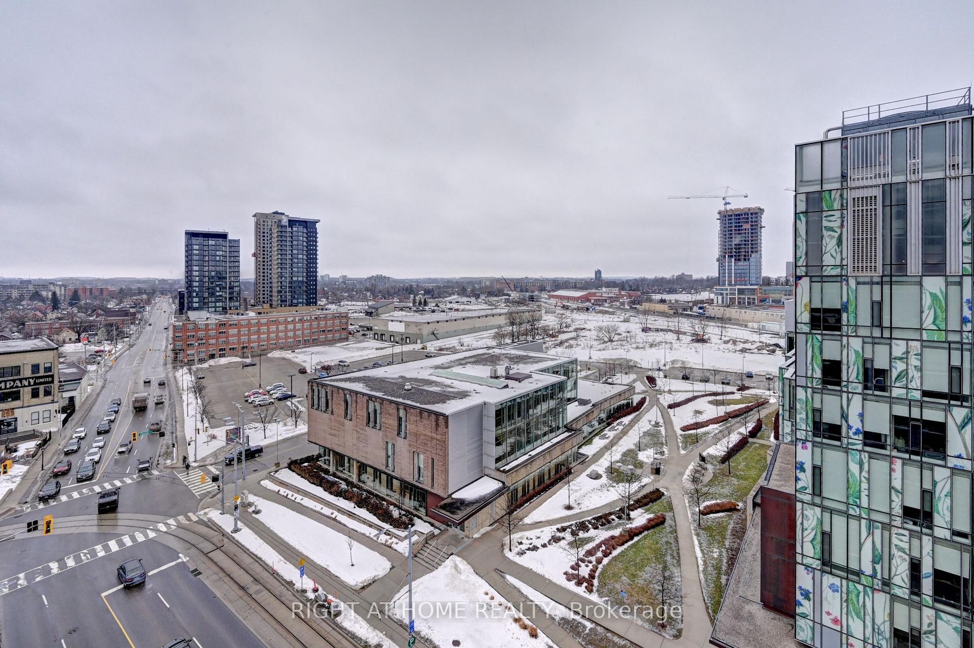 Photo 22 of Unit 901, 1 Victoria Street, Kitchener — HOMEH