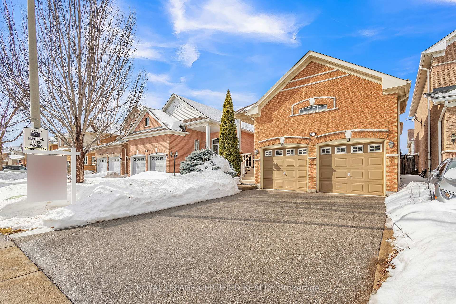 Photo 15 of 38 Dwellers Road, Brampton, Fletcher's Creek Village — HOMEH