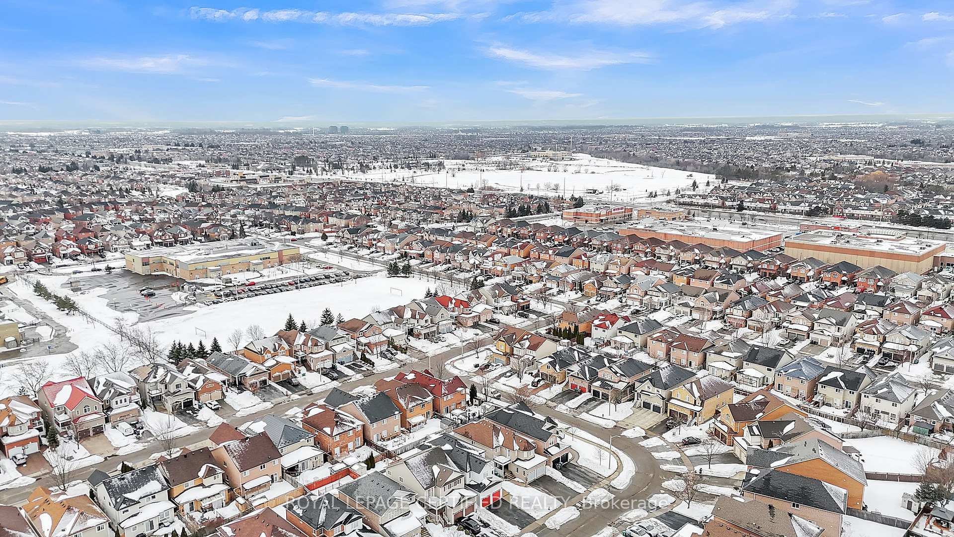 Photo 29 of 38 Dwellers Road, Brampton, Fletcher's Creek Village — HOMEH
