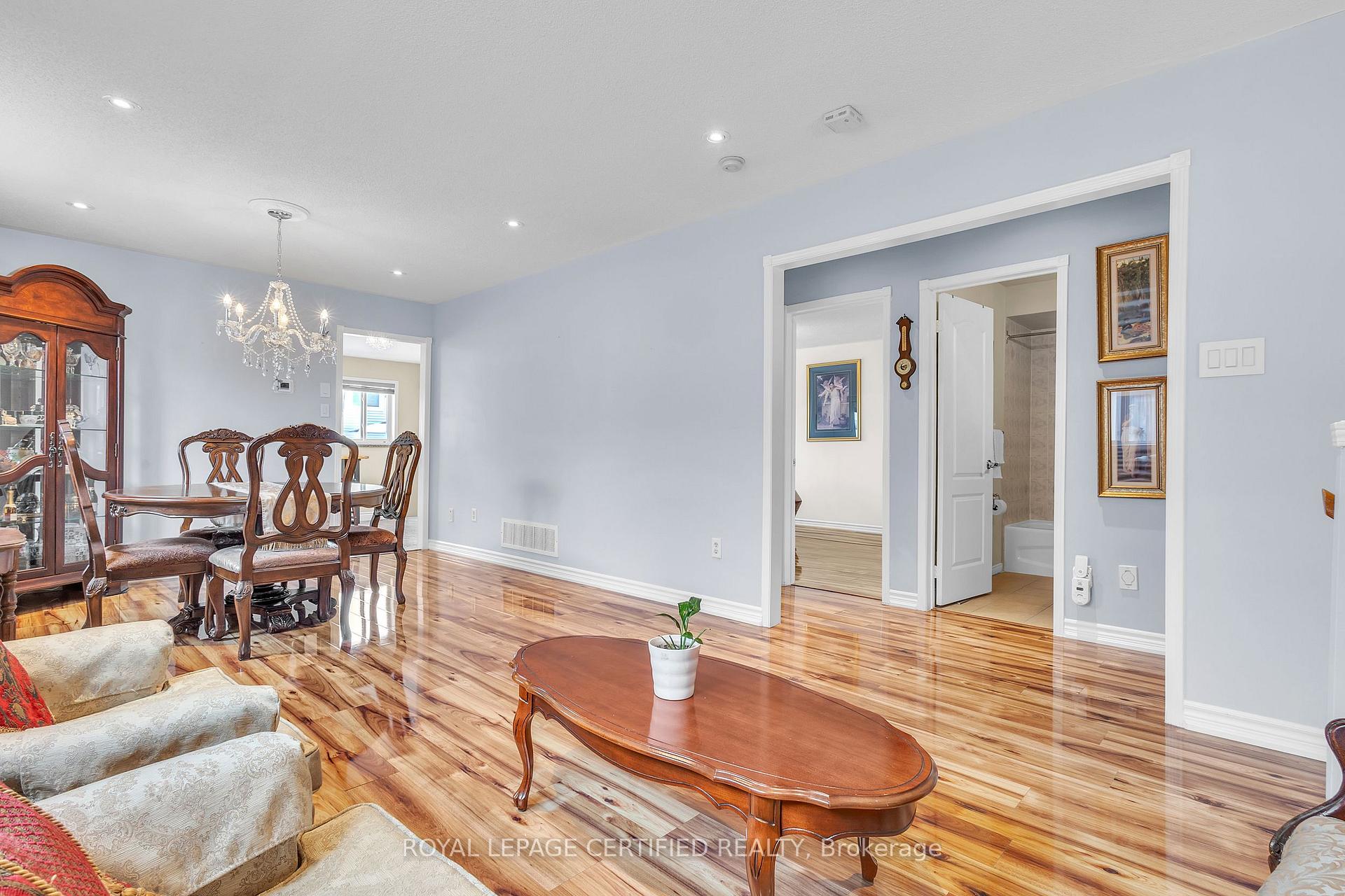 Photo 11 of 38 Dwellers Road, Brampton, Fletcher's Creek Village — HOMEH