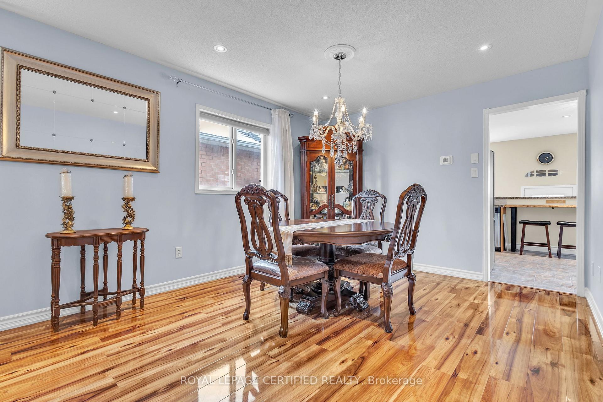 Photo 31 of 38 Dwellers Road, Brampton, Fletcher's Creek Village — HOMEH