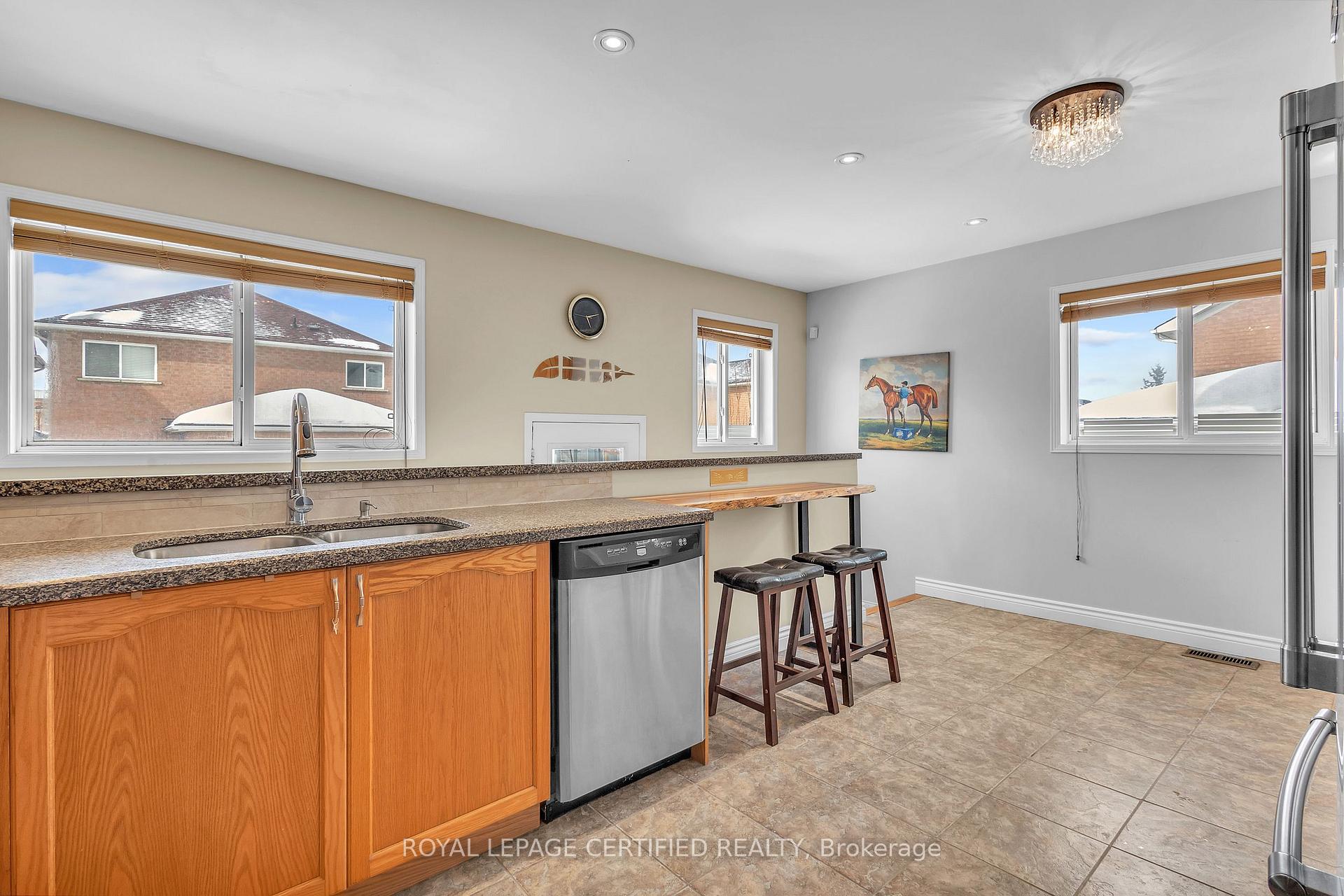 Photo 10 of 38 Dwellers Road, Brampton, Fletcher's Creek Village — HOMEH