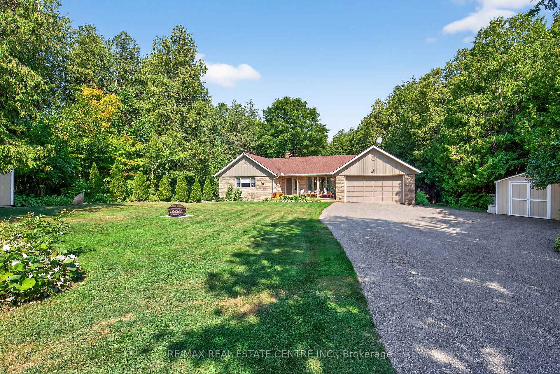 Photo 13 of 16 Cedar Lane, Mono, Rural Mono — HOMEH