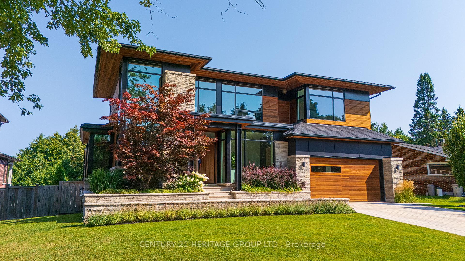 Photo 1 of 52 Norman Drive, King, King City — HOMEH