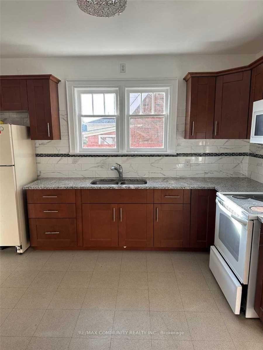 Photo 10 of 543 Drew Street, Oshawa, Central — HOMEH