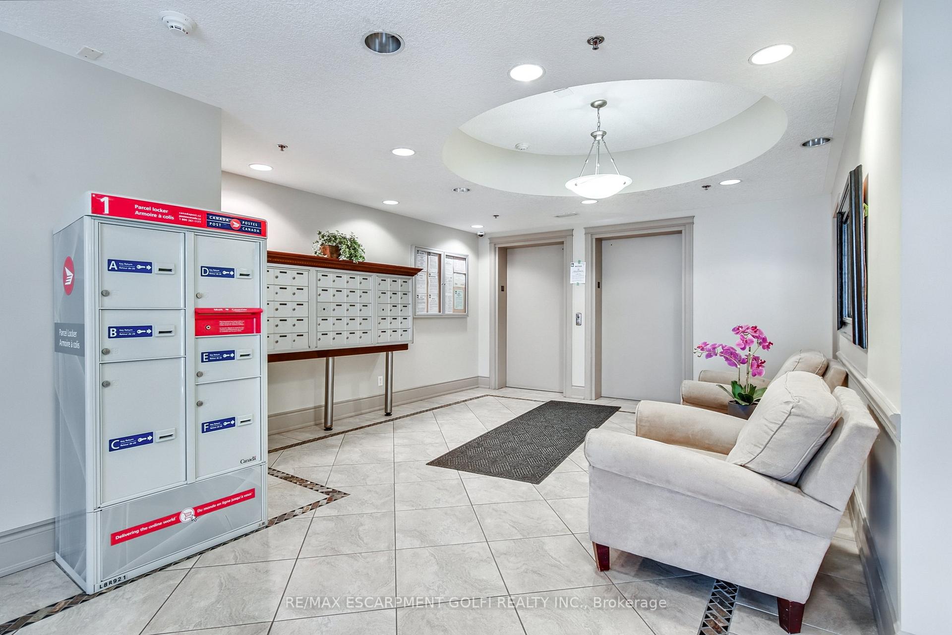 Photo 20 of Unit 401, 47 Caroline Street N, Hamilton, Central — HOMEH