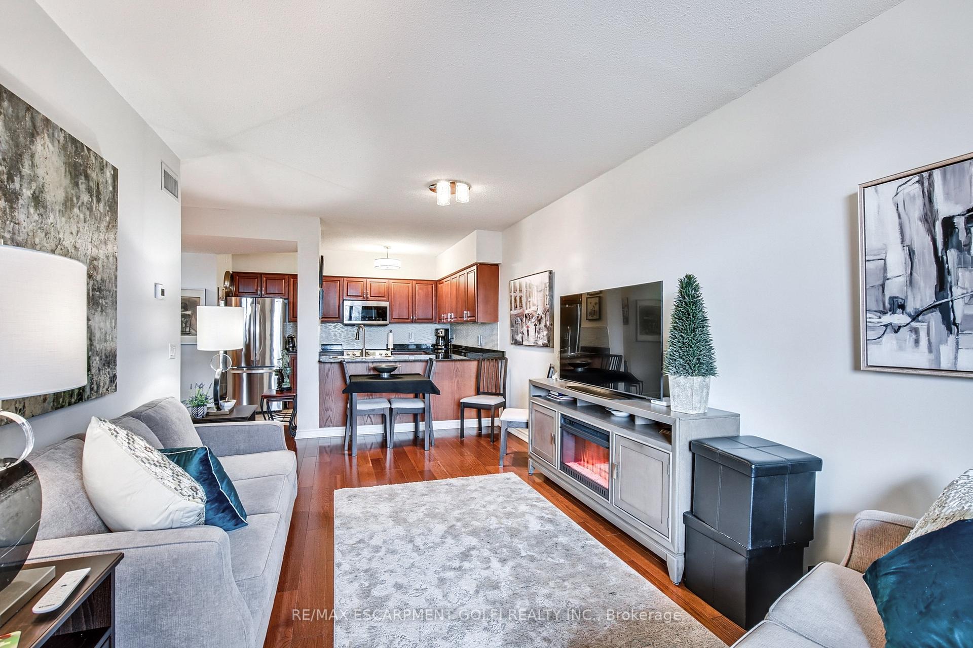 Photo 21 of Unit 401, 47 Caroline Street N, Hamilton, Central — HOMEH