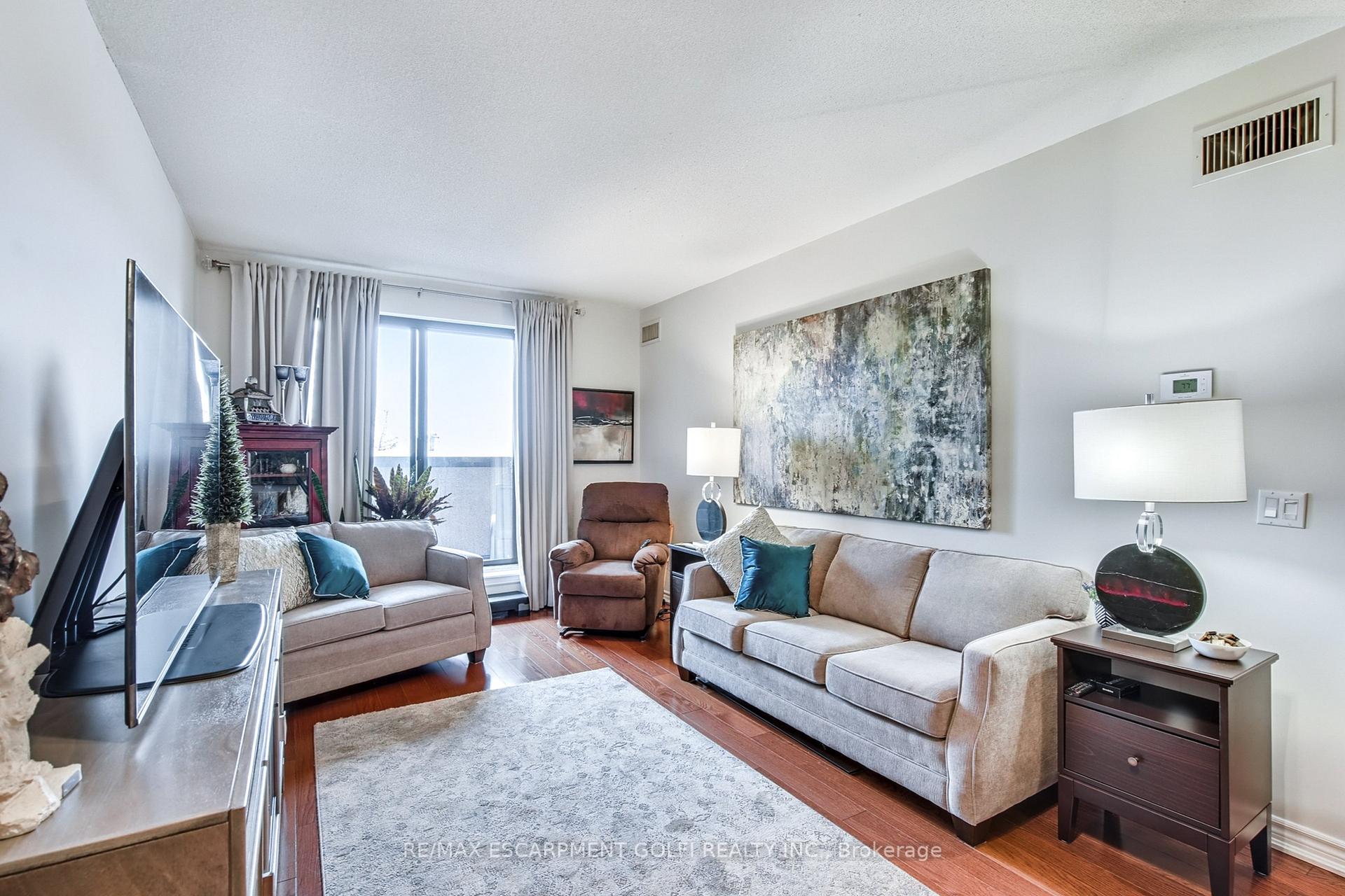 Photo 35 of Unit 401, 47 Caroline Street N, Hamilton, Central — HOMEH