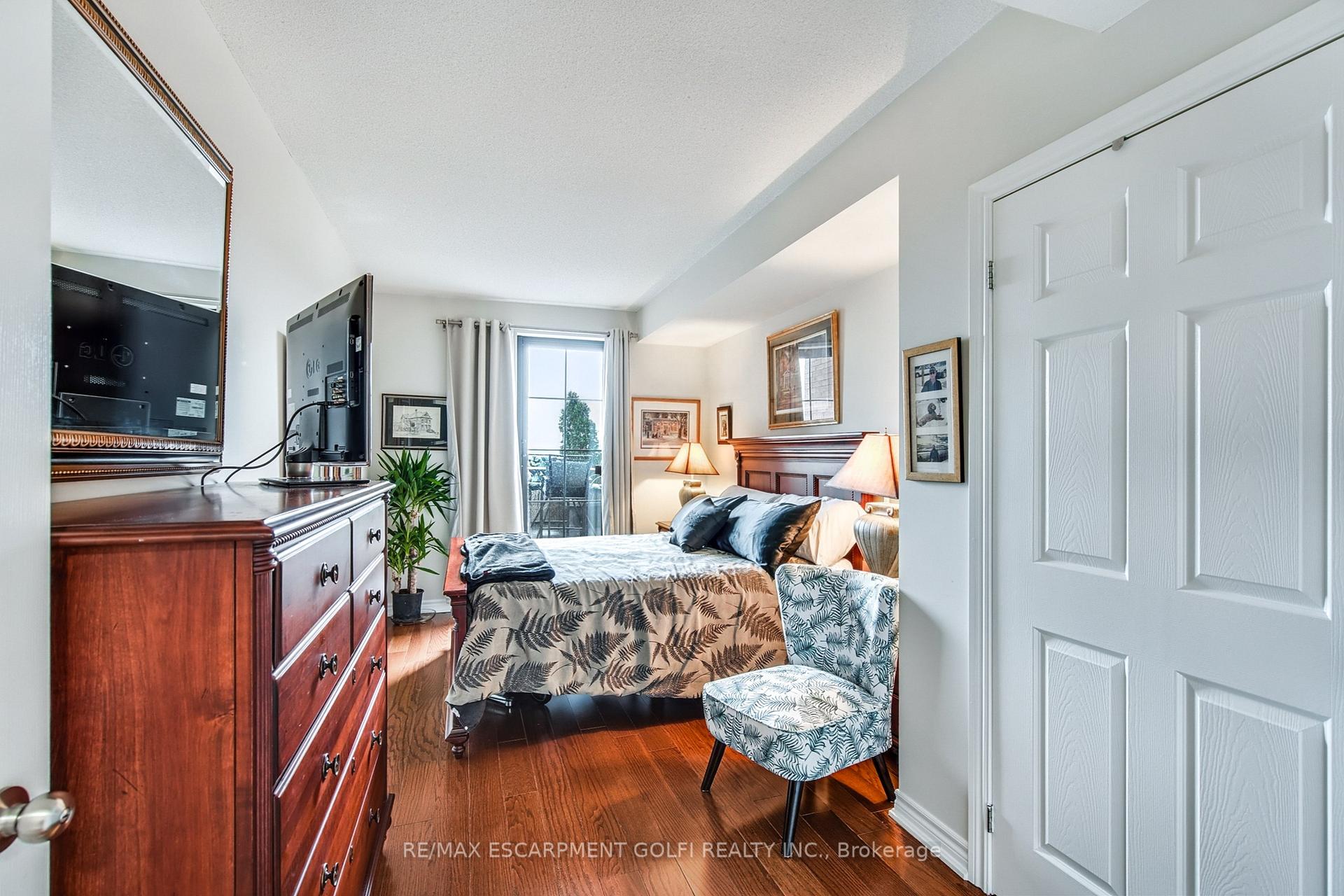 Photo 27 of Unit 401, 47 Caroline Street N, Hamilton, Central — HOMEH